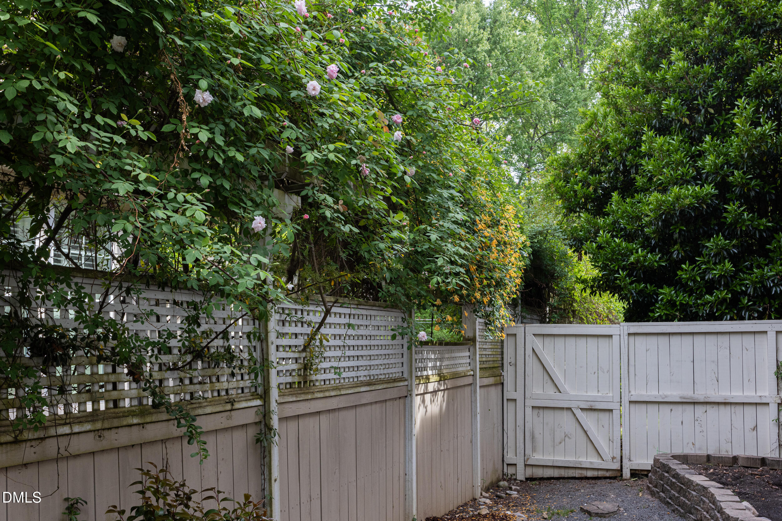 main property photo 70