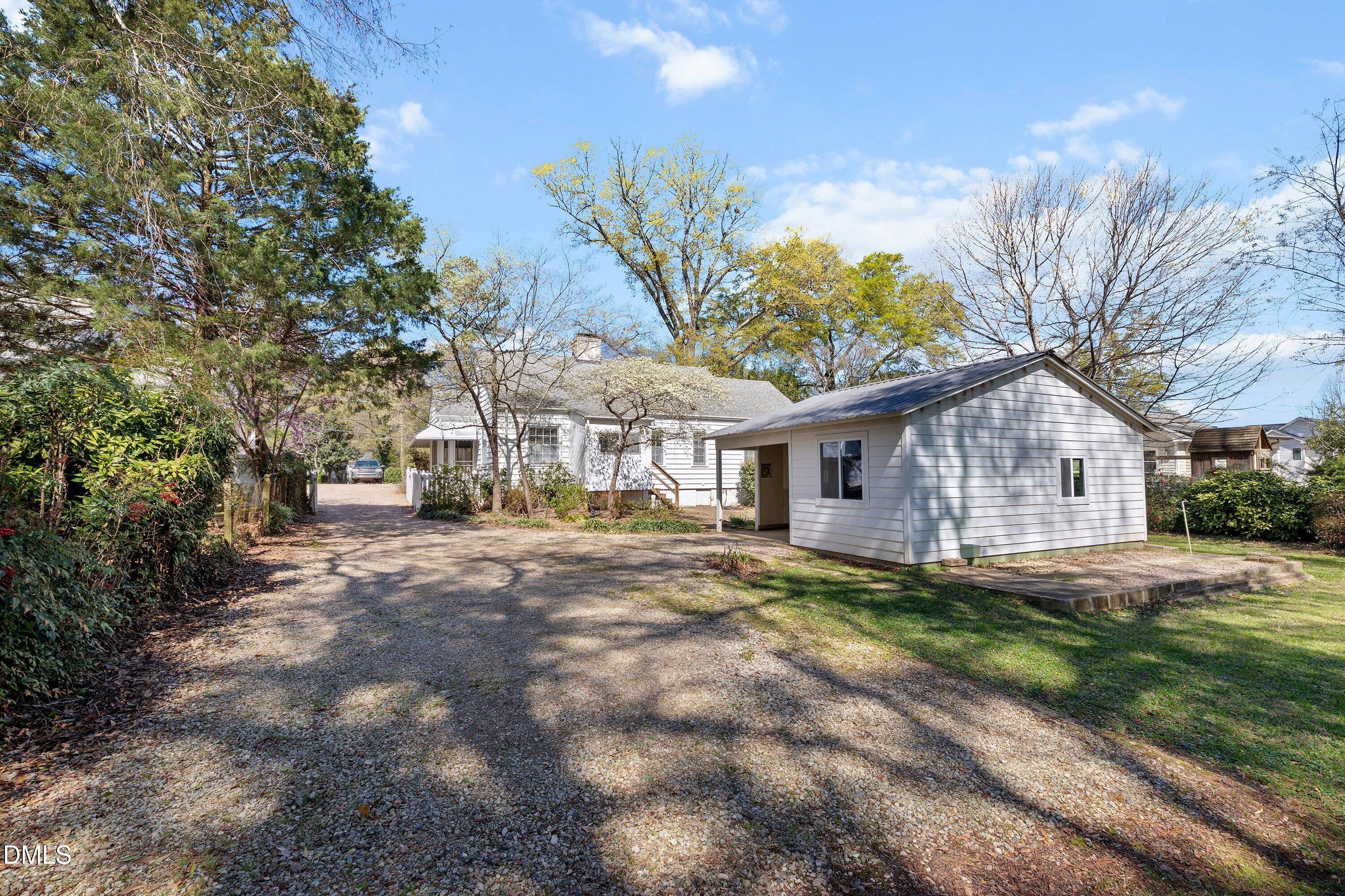 main property photo 41