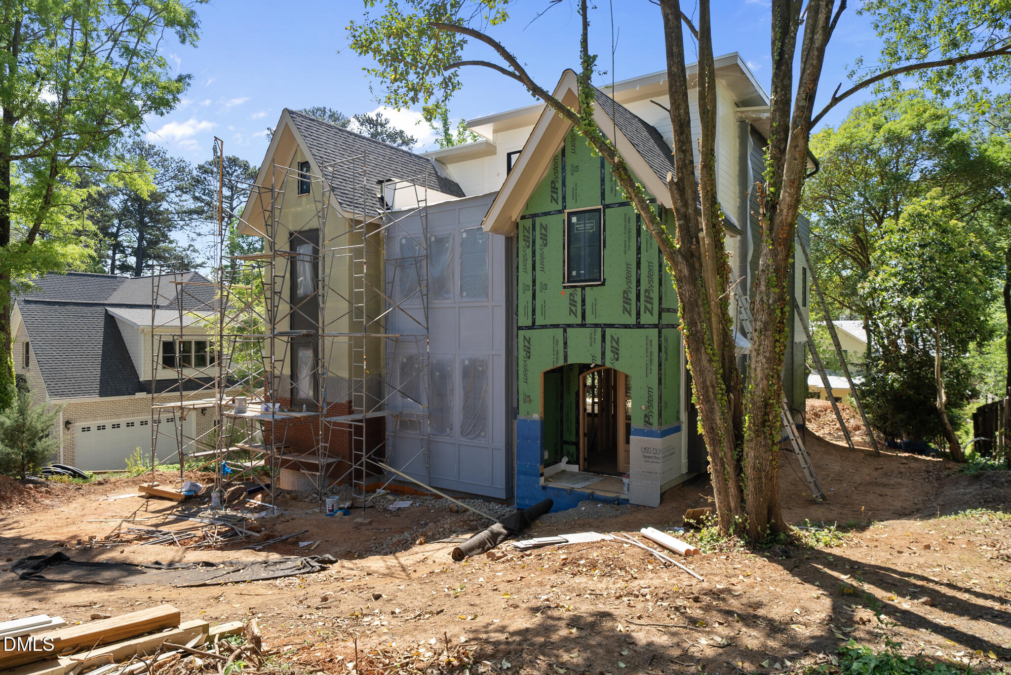 main property photo 30