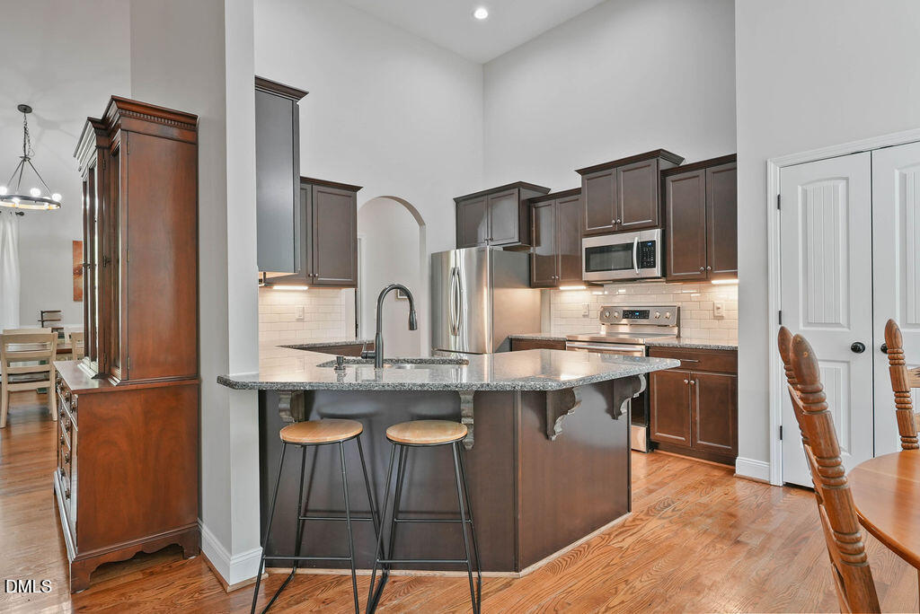 property viewer photo 10