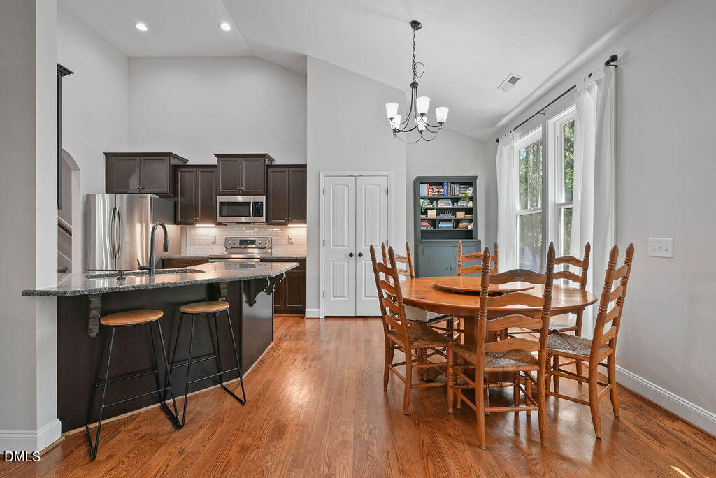 property viewer photo 14