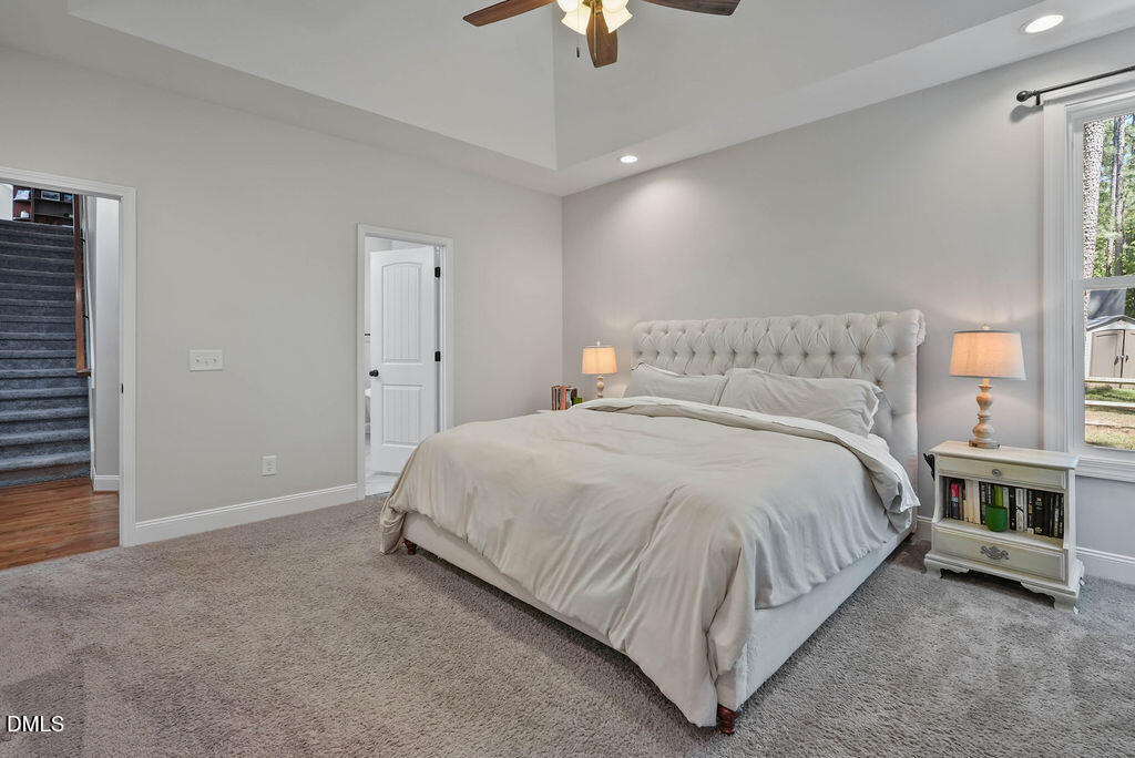 property viewer photo 23