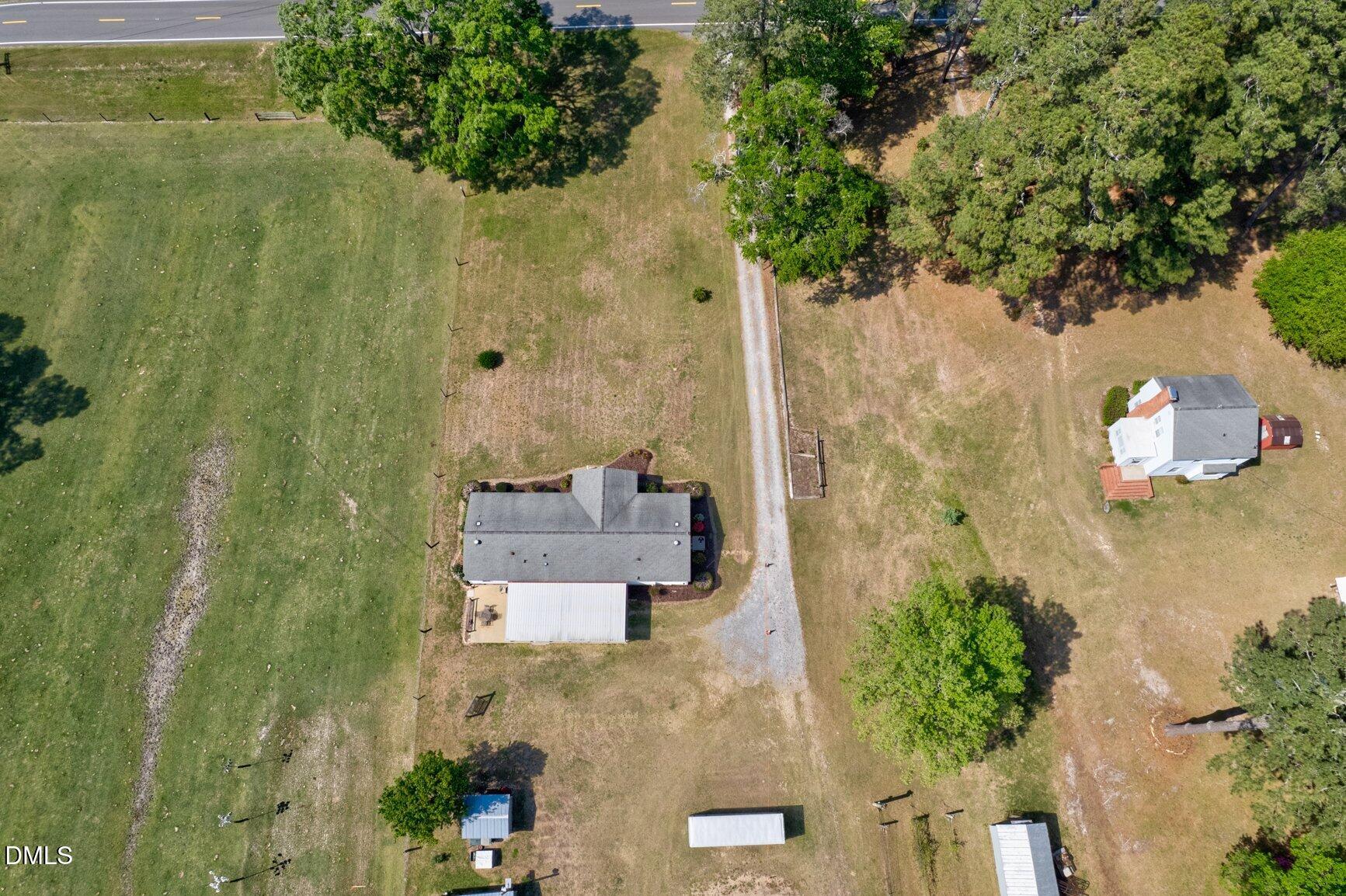 main property photo 32
