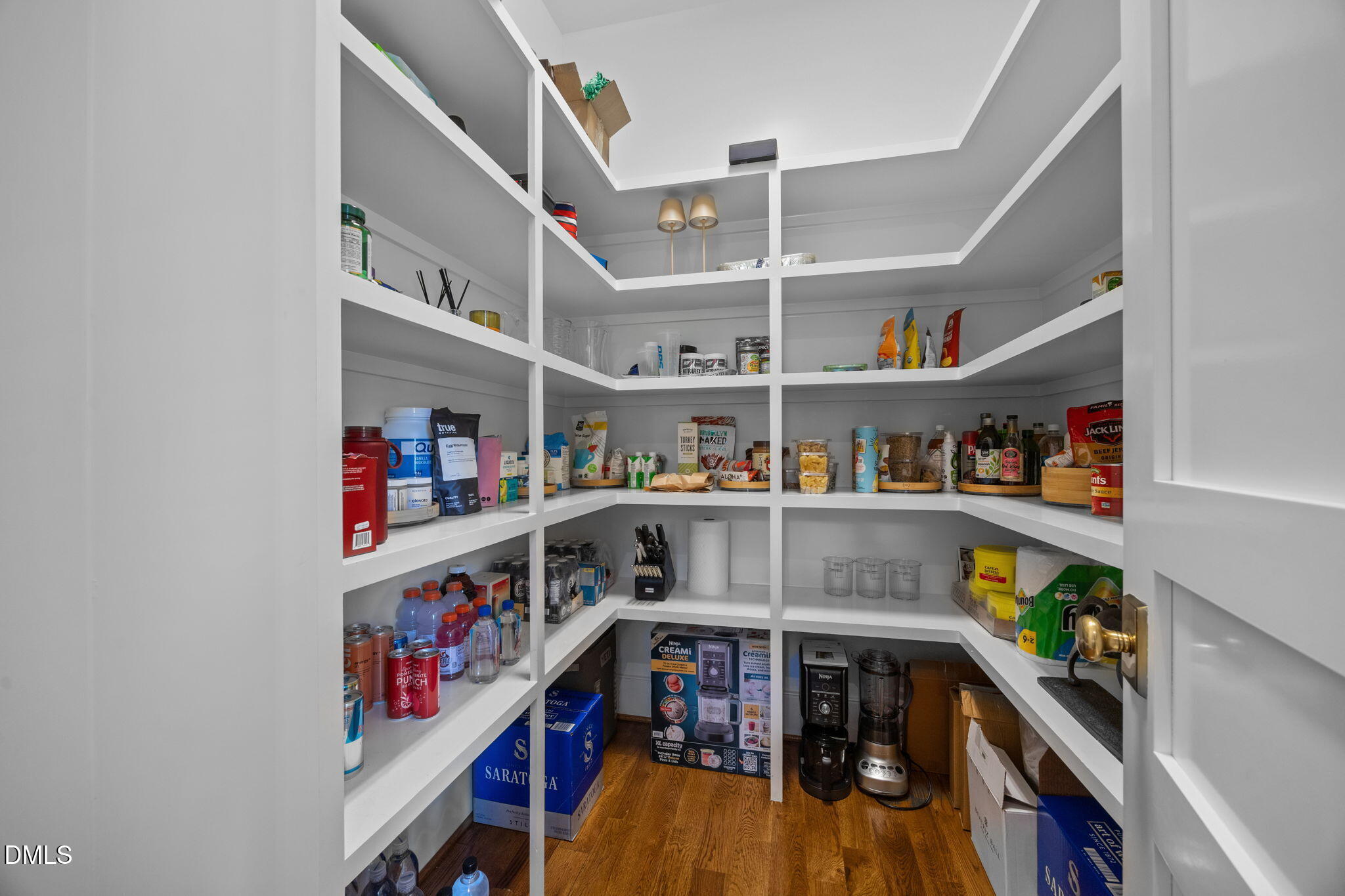property viewer photo 13