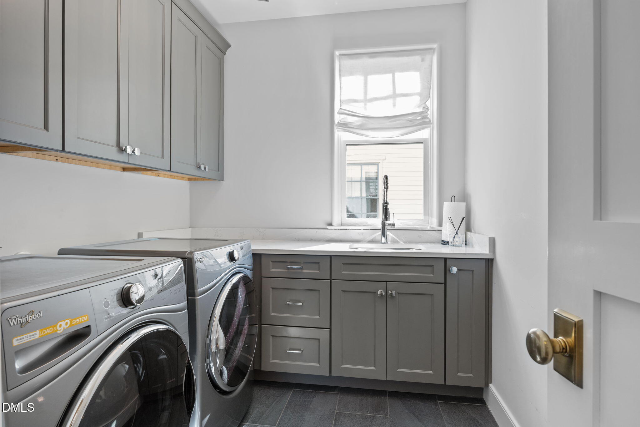property viewer photo 34