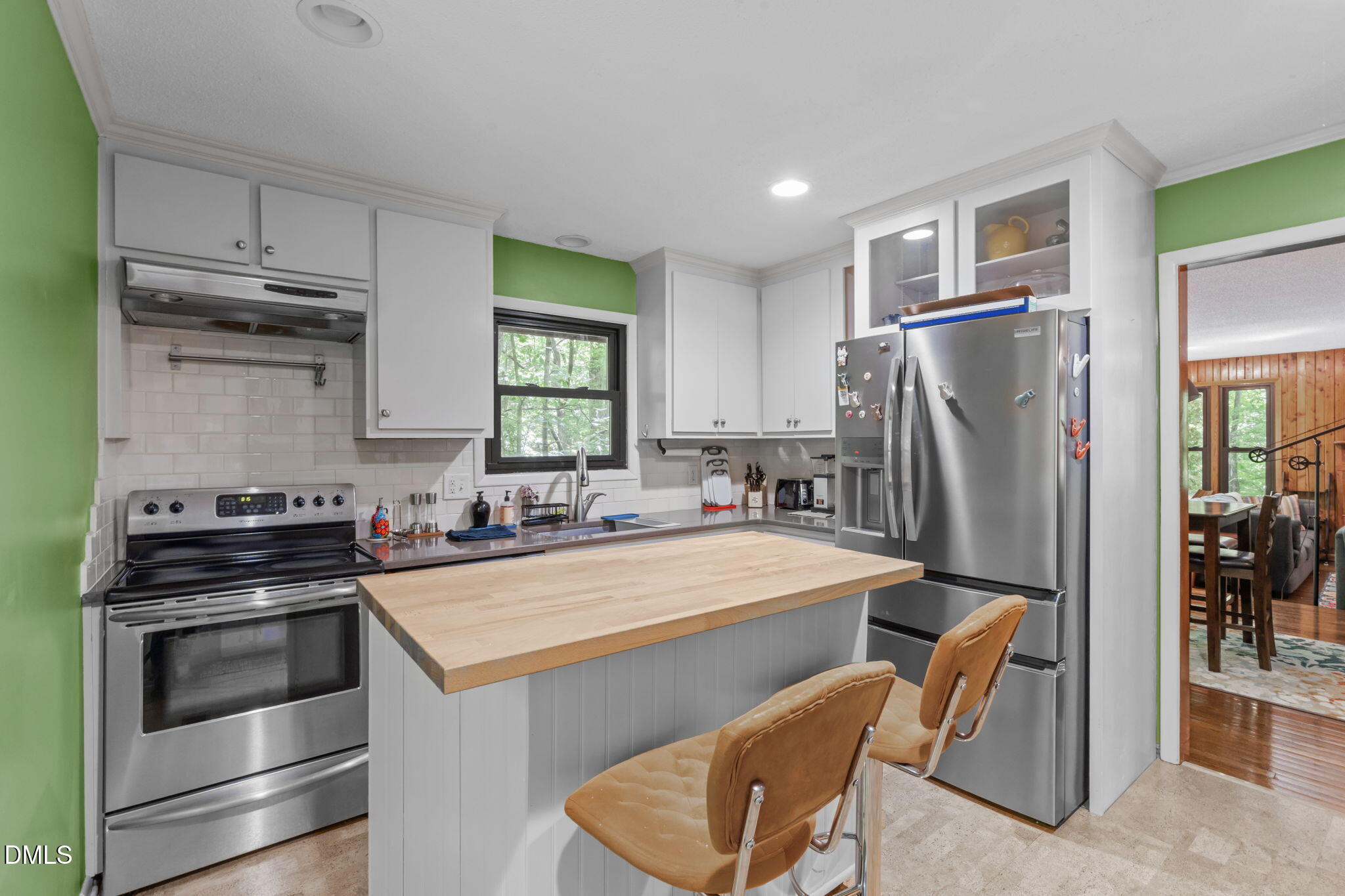 property viewer photo 13