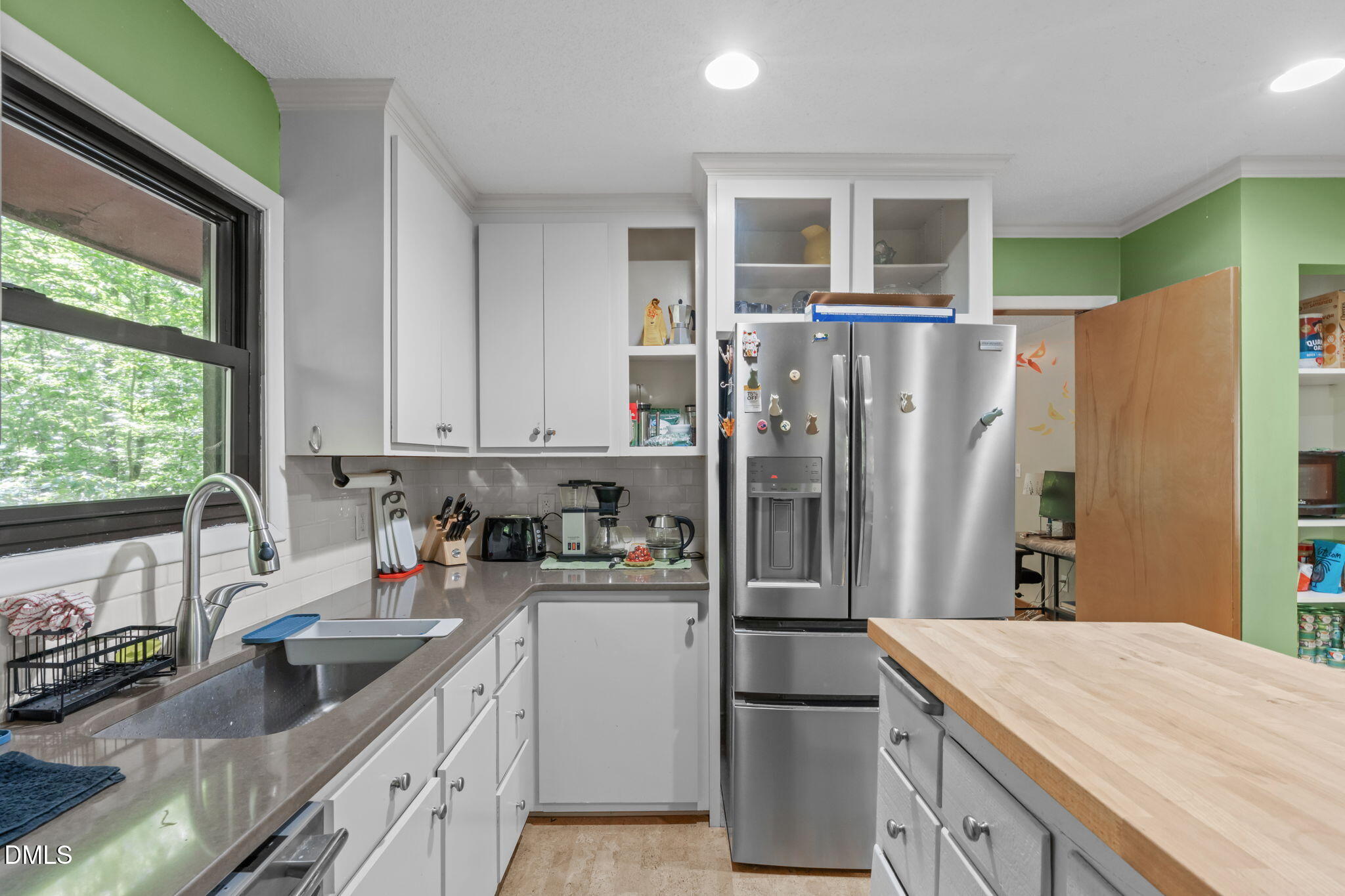 property viewer photo 14