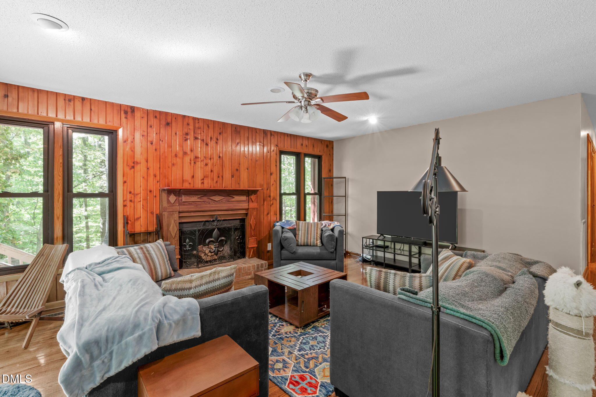 property viewer photo 5
