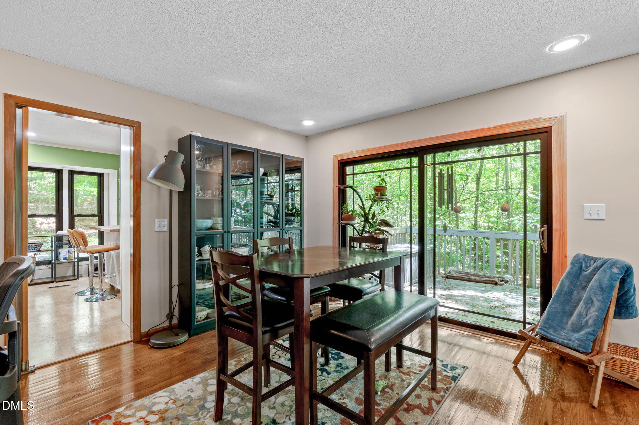 property viewer photo 9