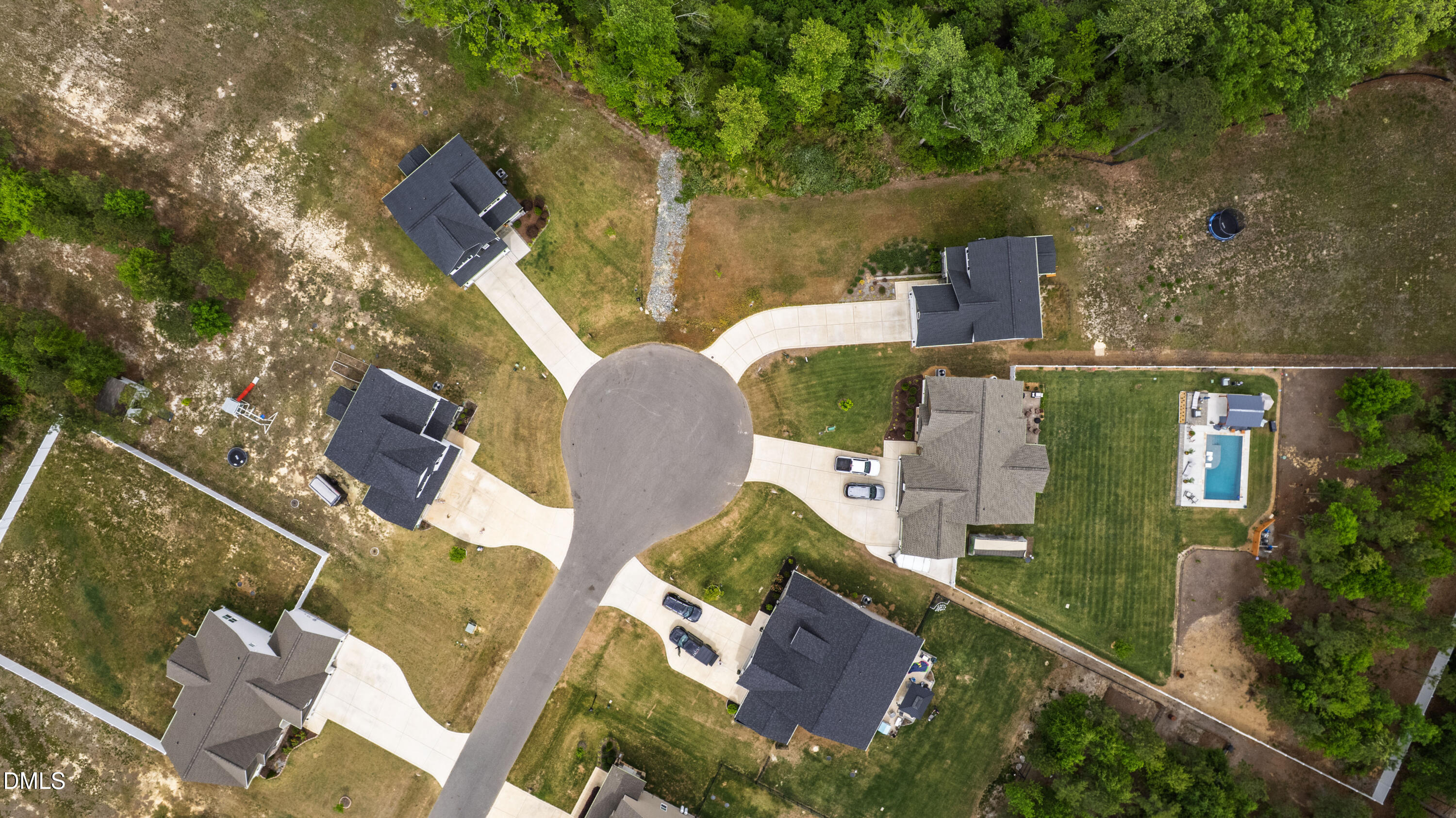 main property photo 43