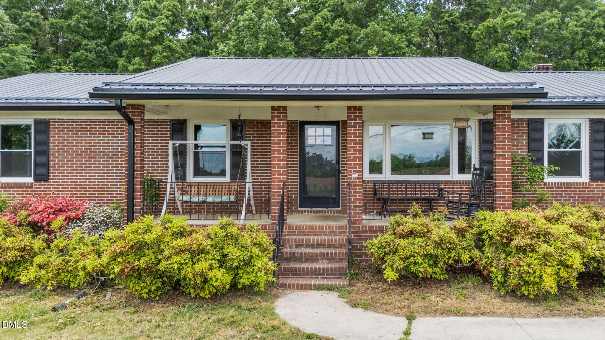 main property photo 51