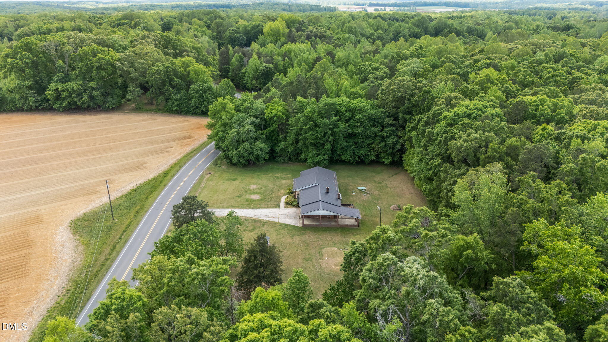 main property photo 7