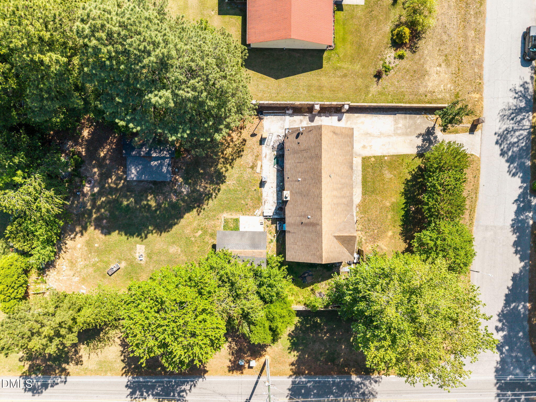main property photo 8