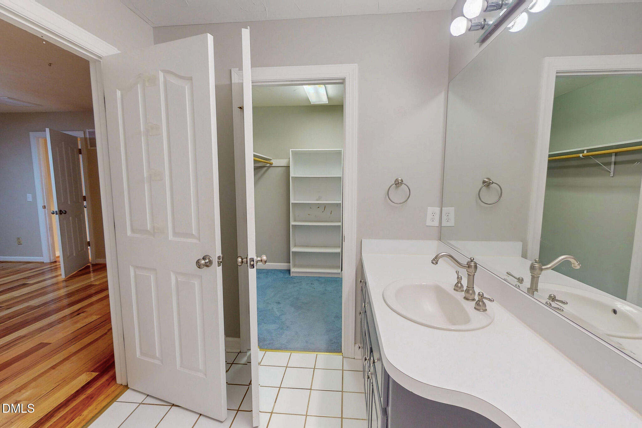 main property photo 59