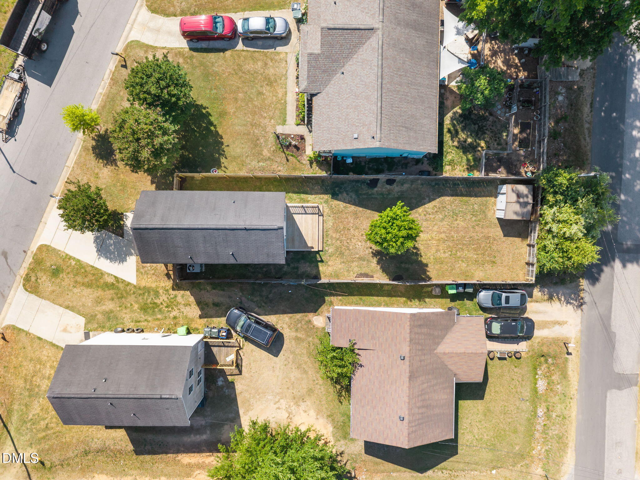 main property photo 30