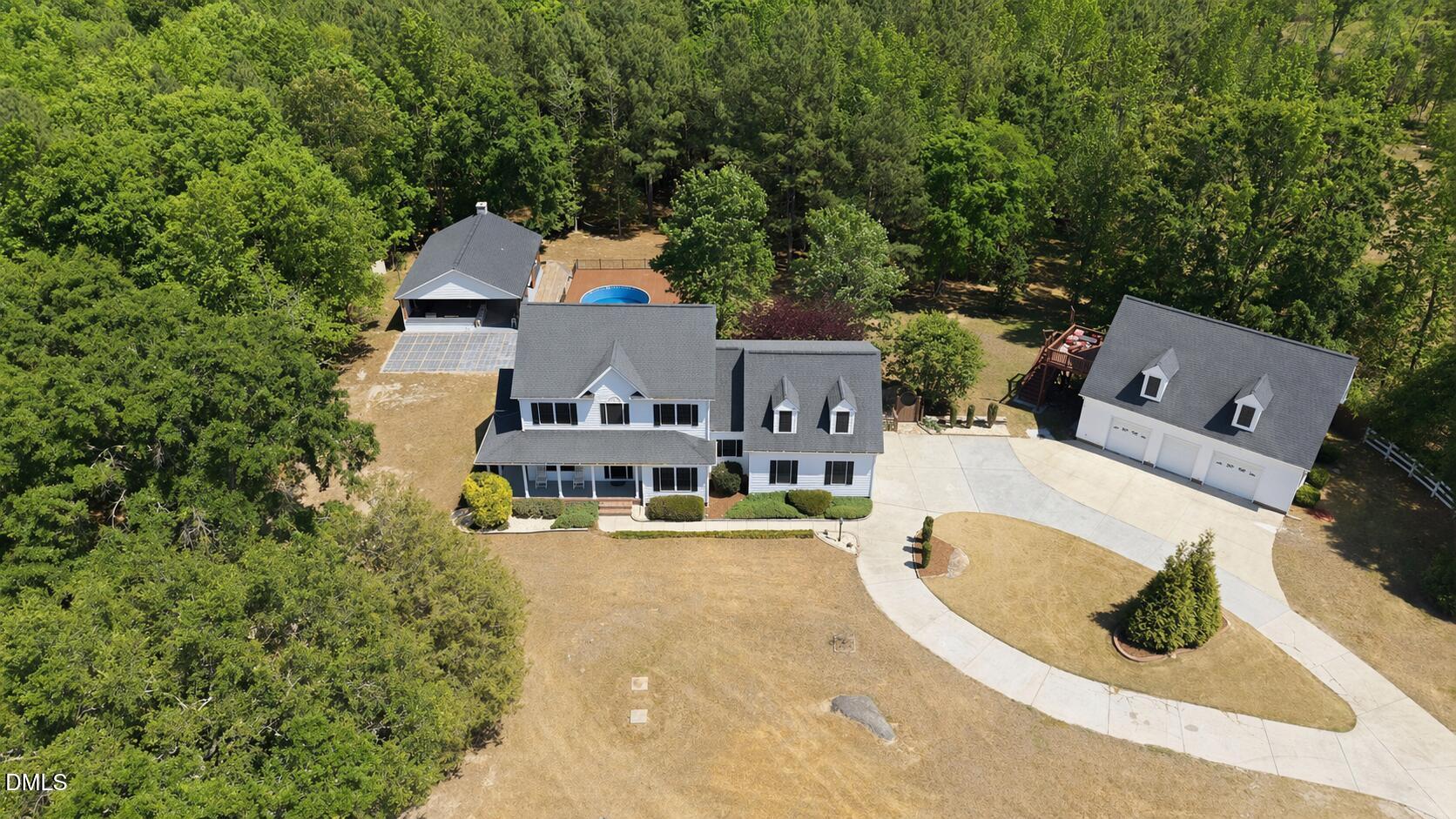 main property photo 43