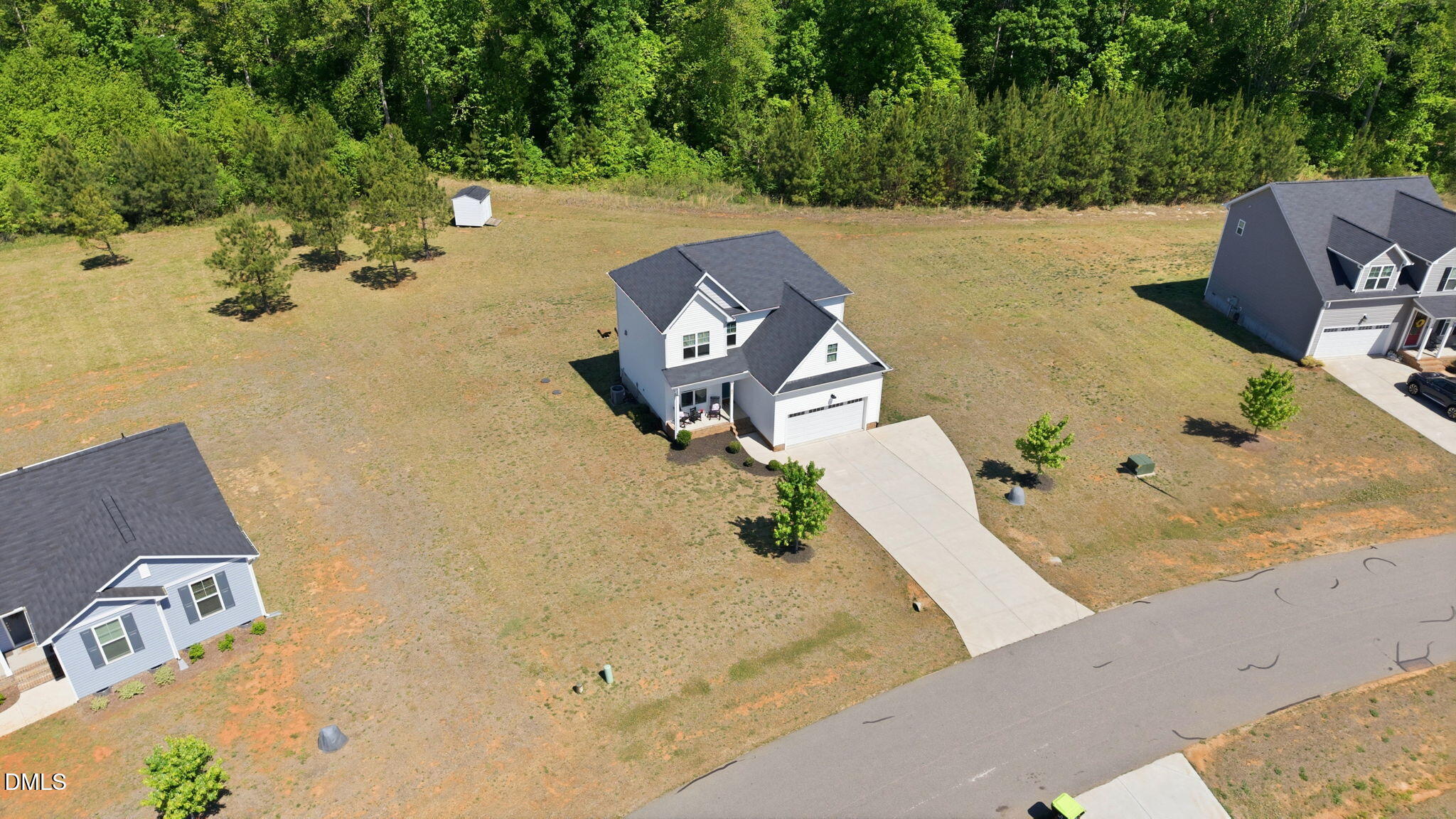 main property photo 4