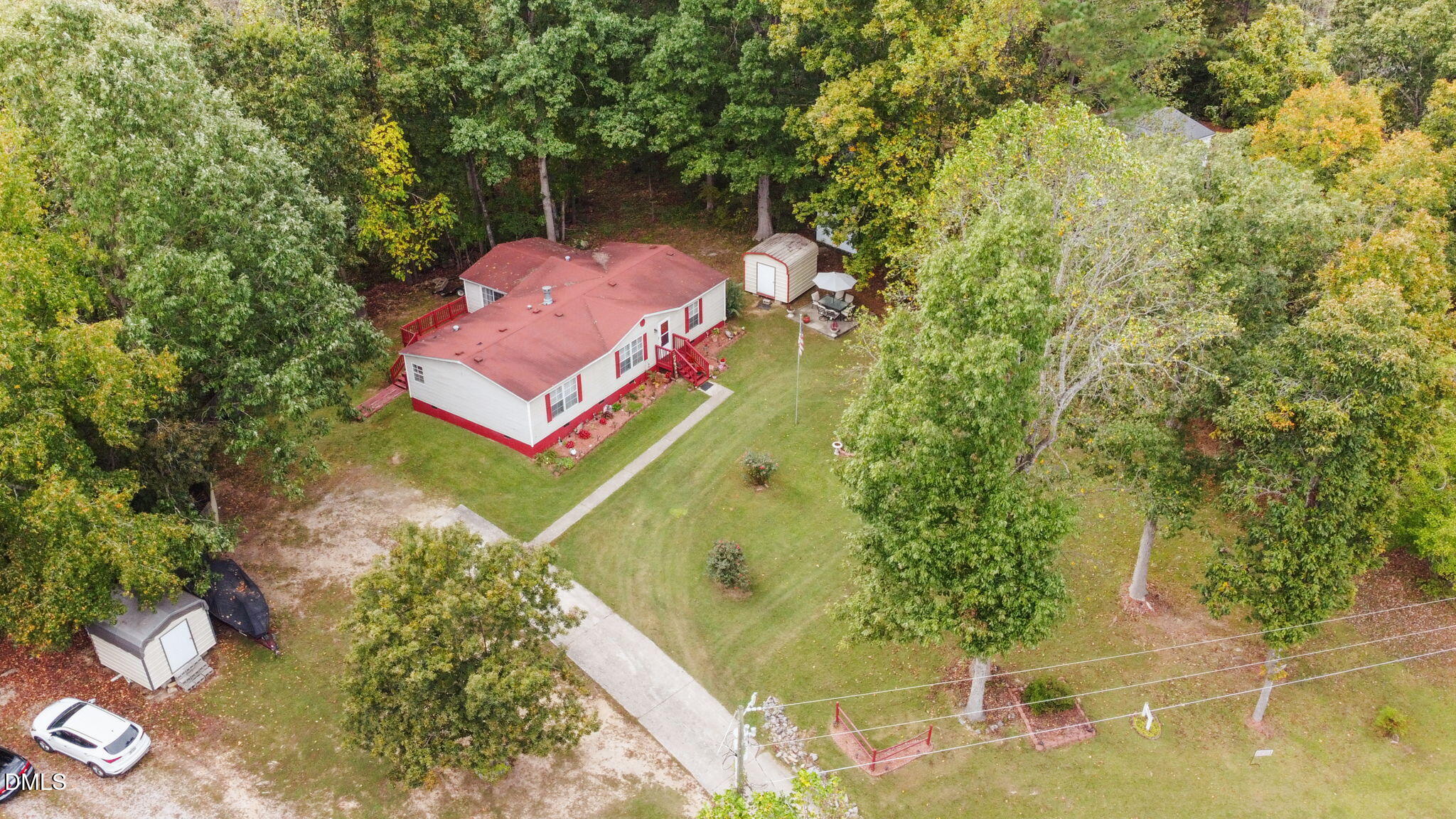 main property photo 41
