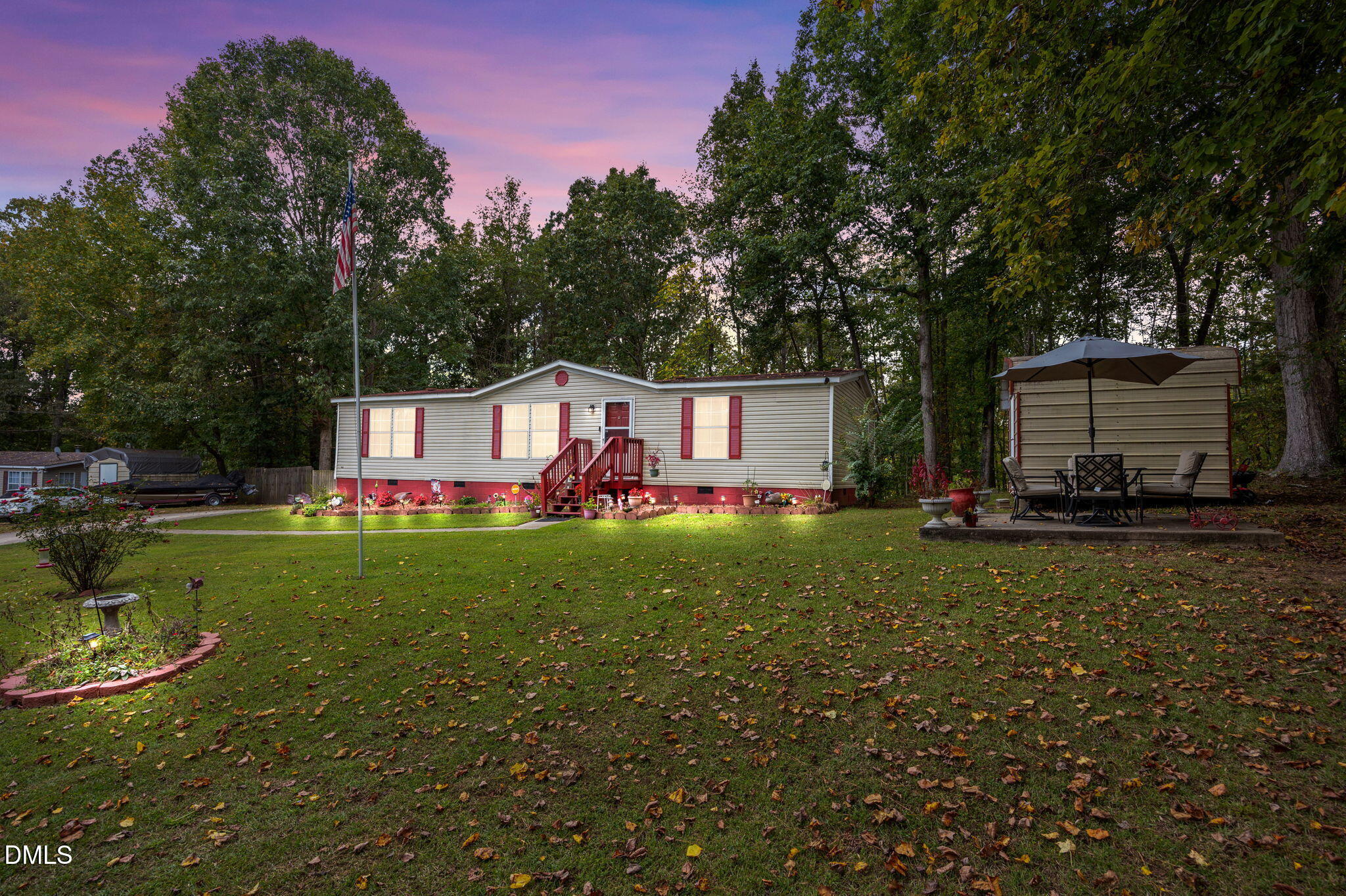 main property photo 44