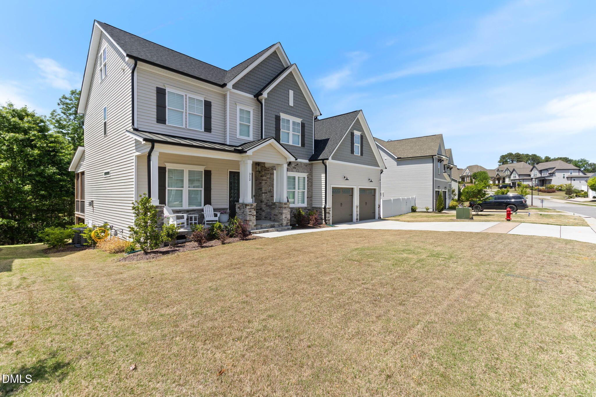 main property photo 5