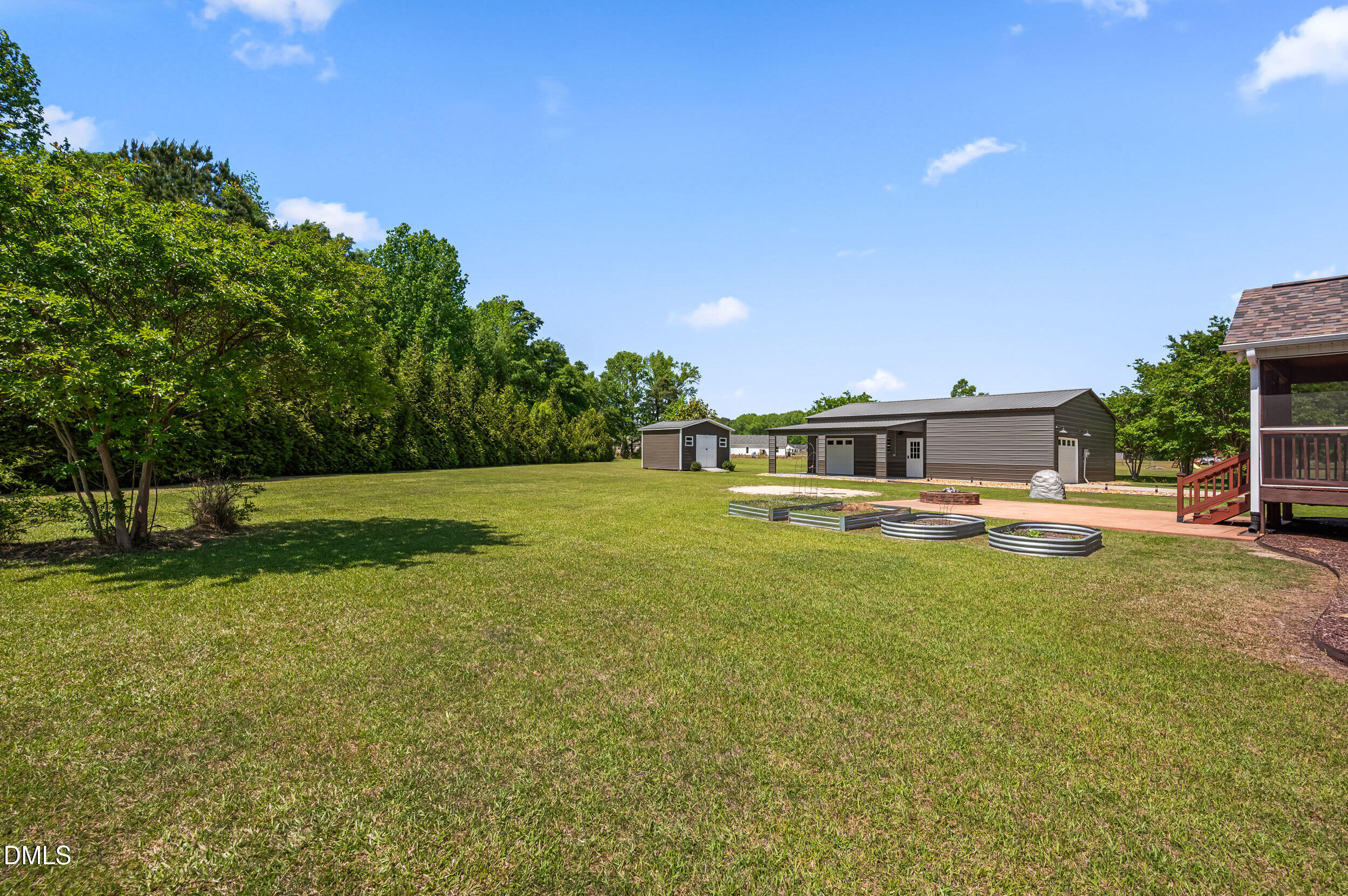 main property photo 36