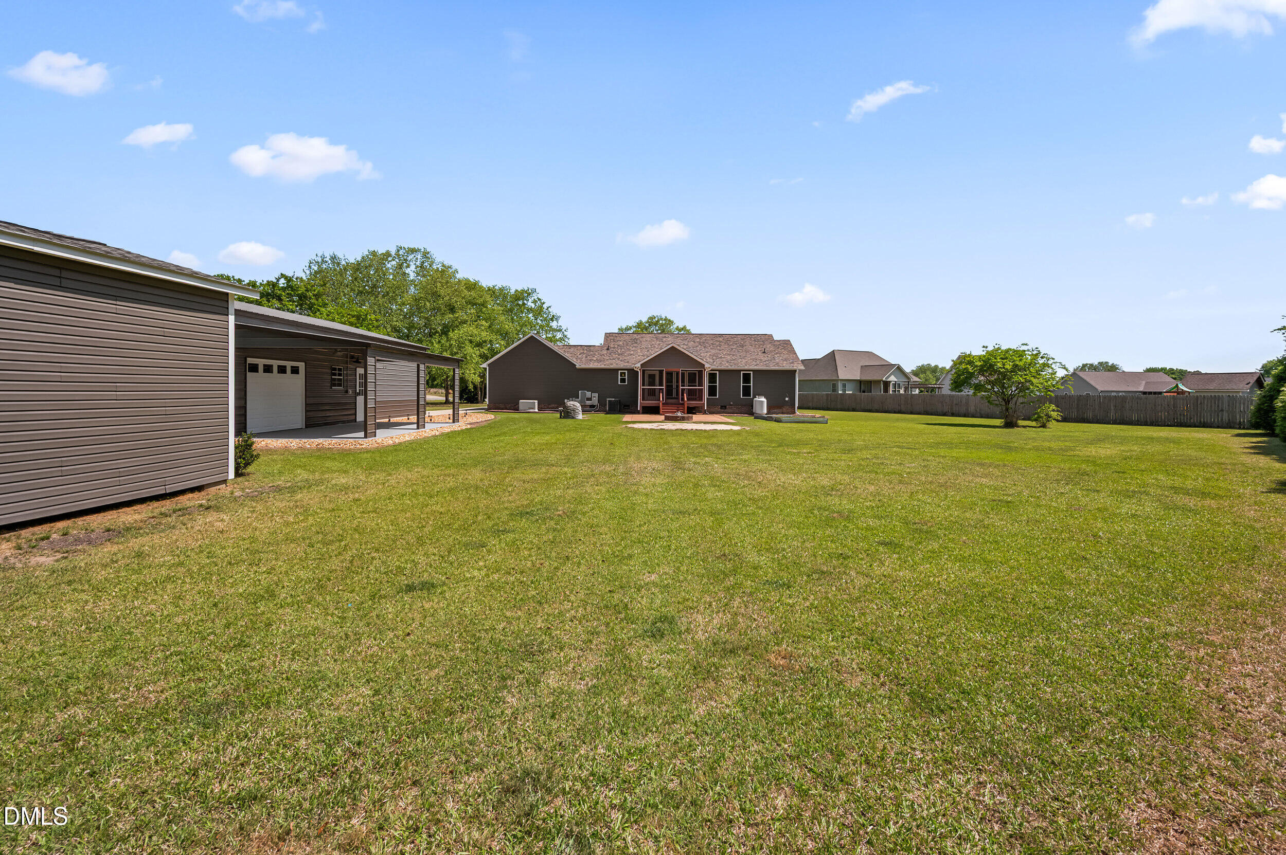 main property photo 42