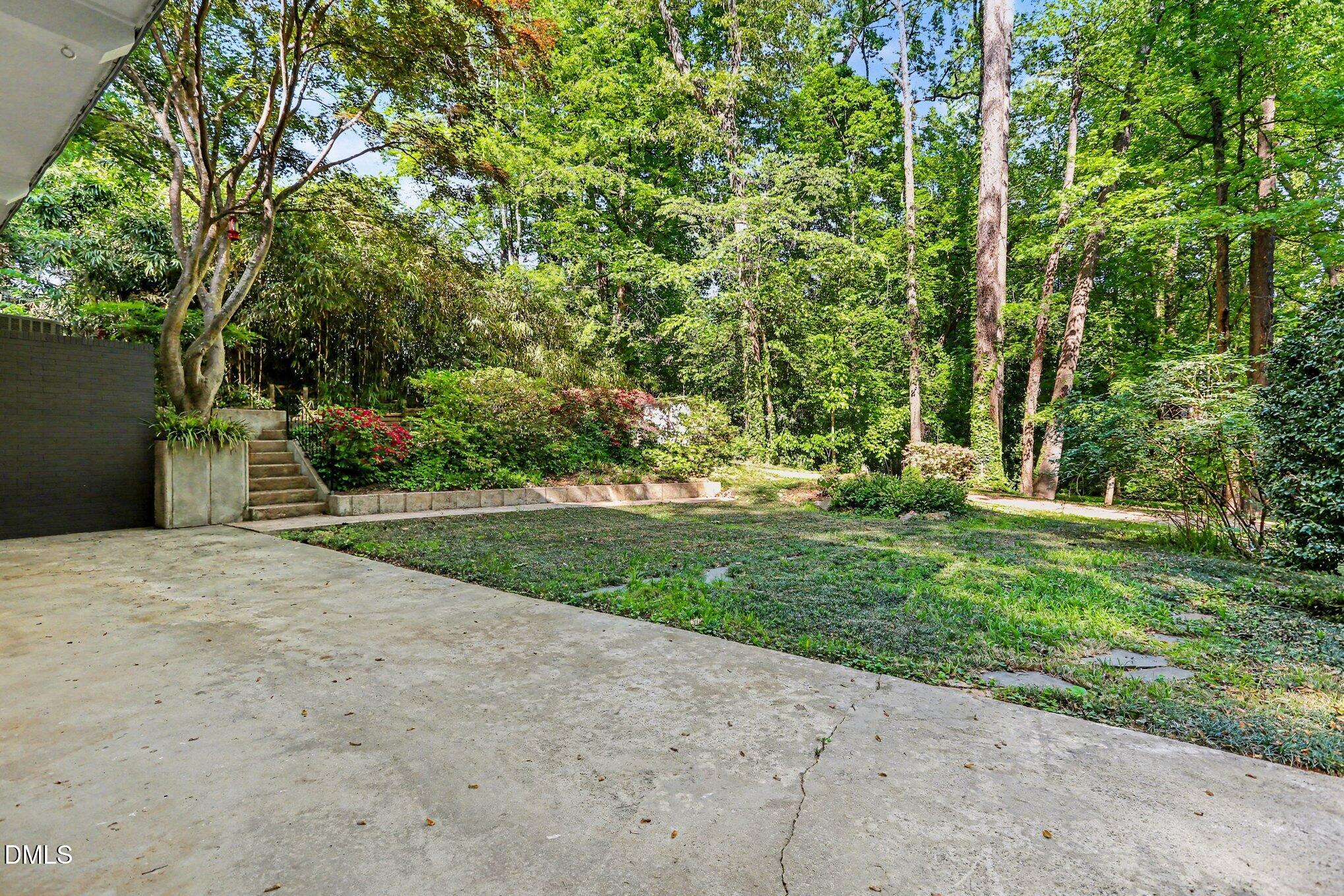 main property photo 22