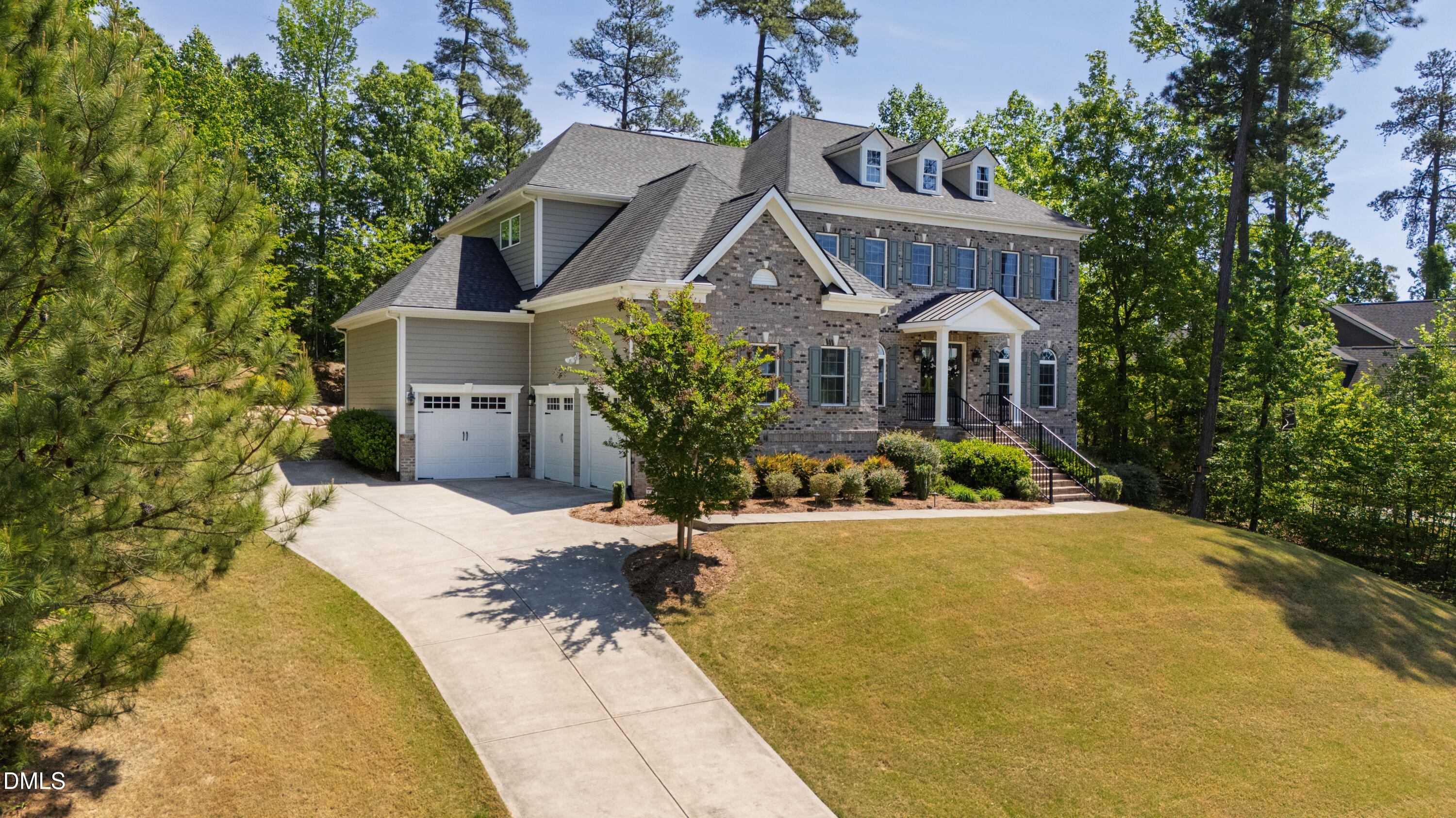 main property photo 2