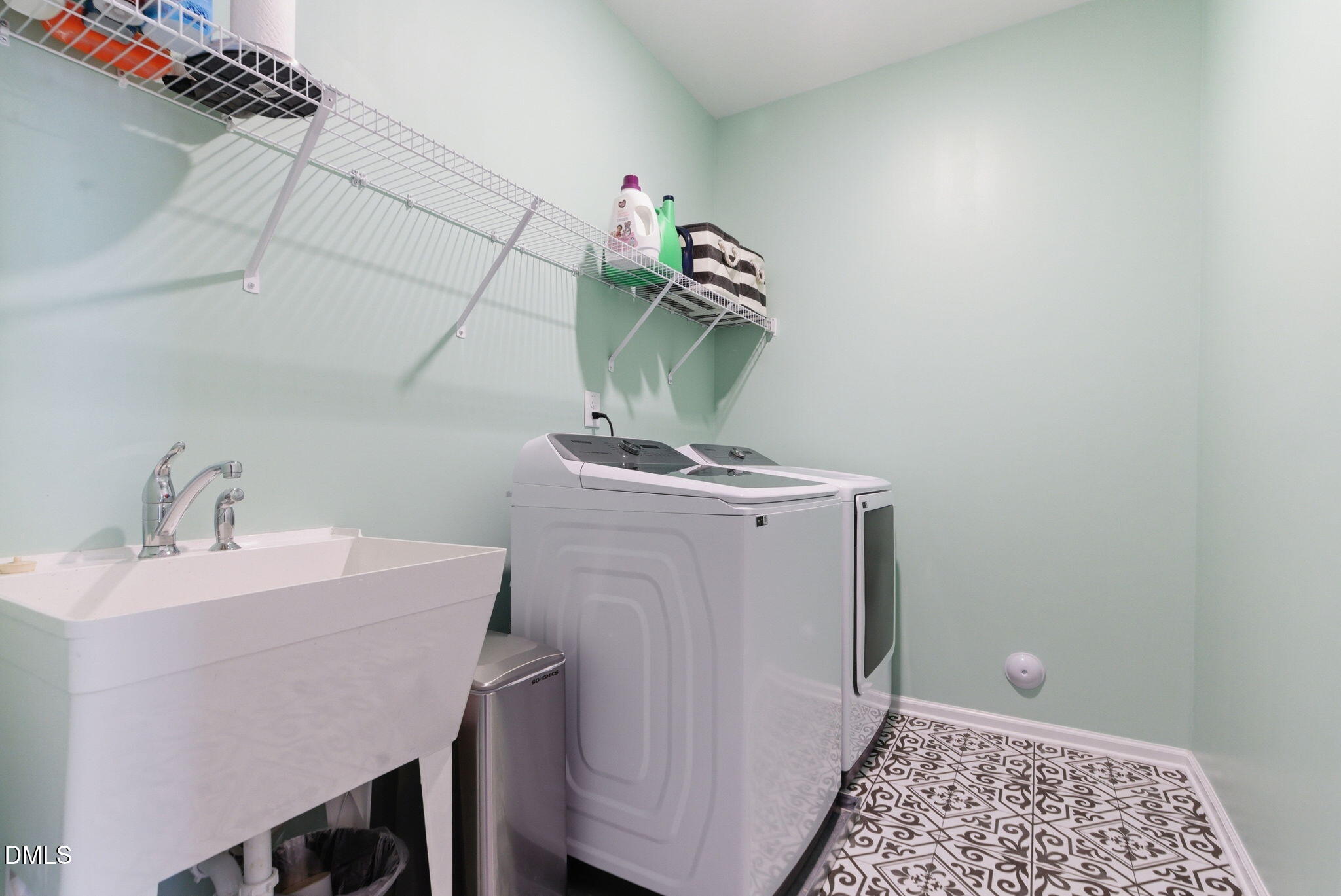 main property photo 48