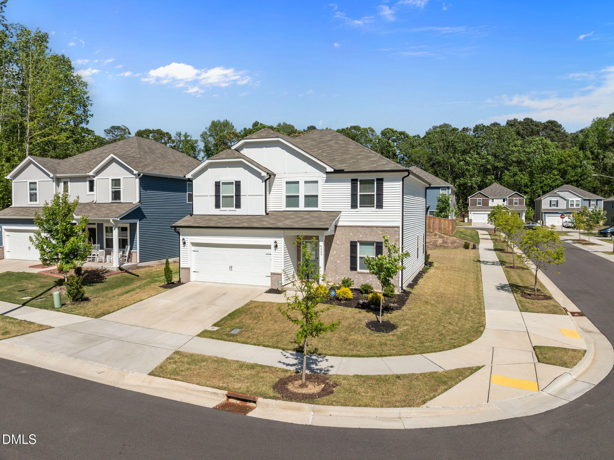main property photo 25