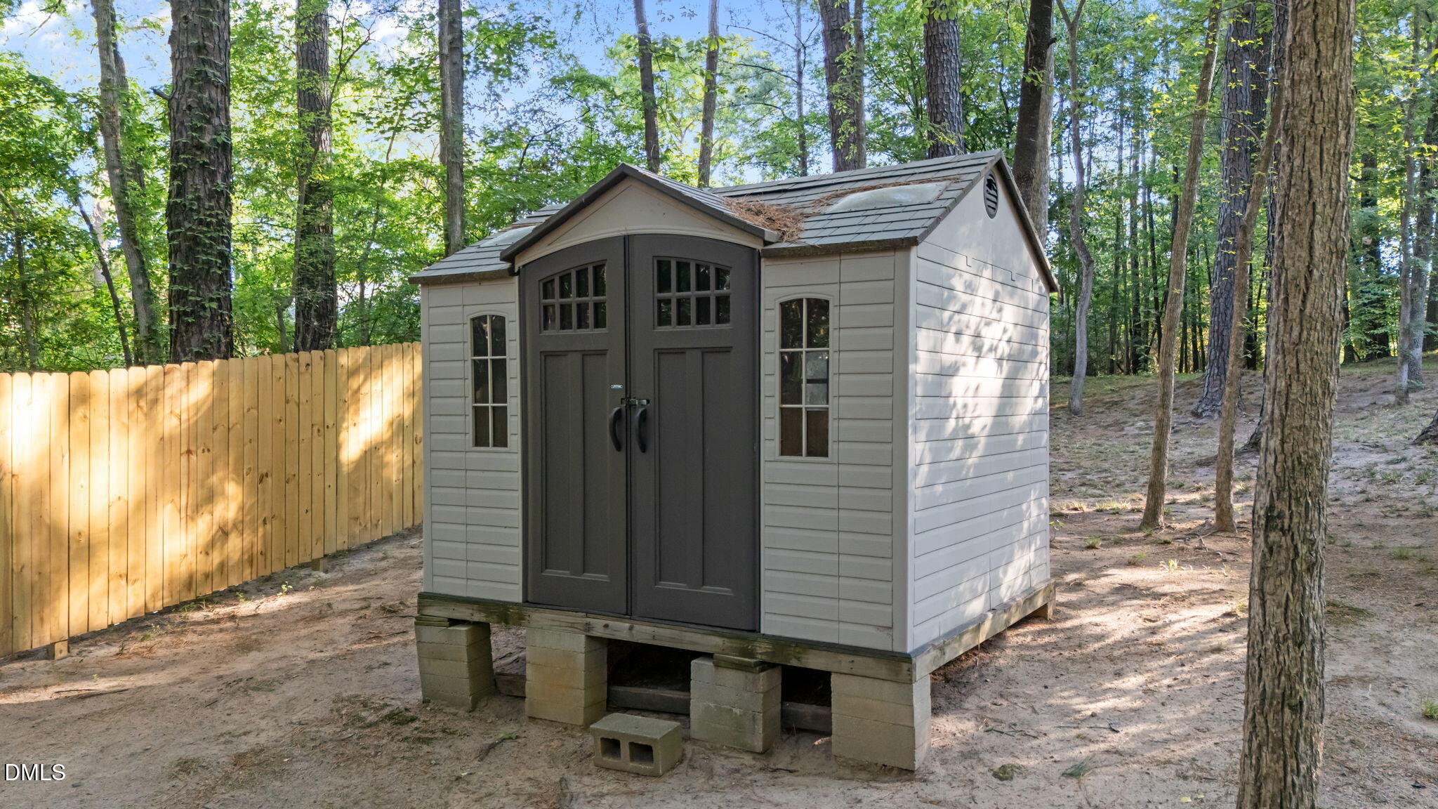 main property photo 14