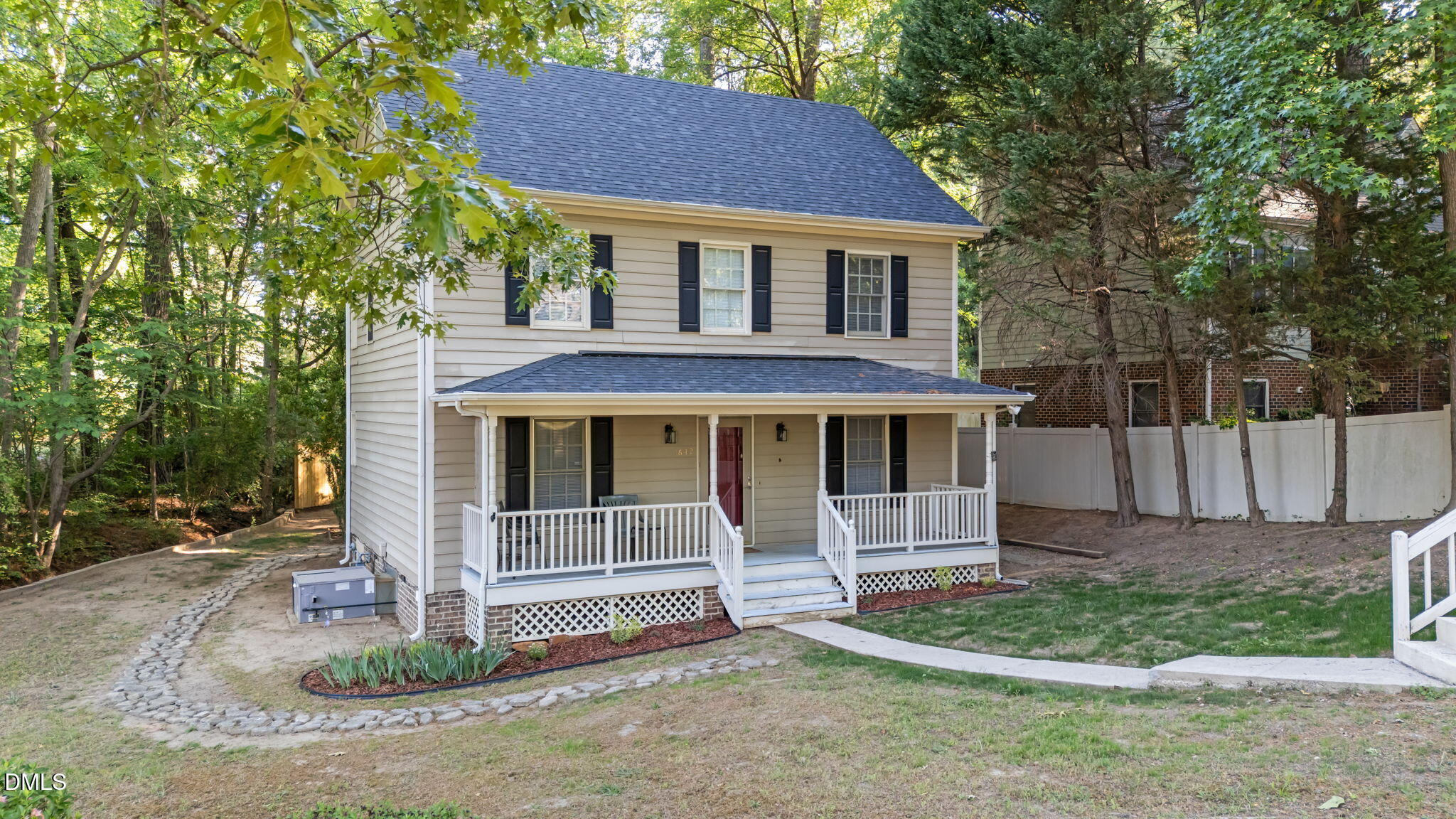 main property photo 2