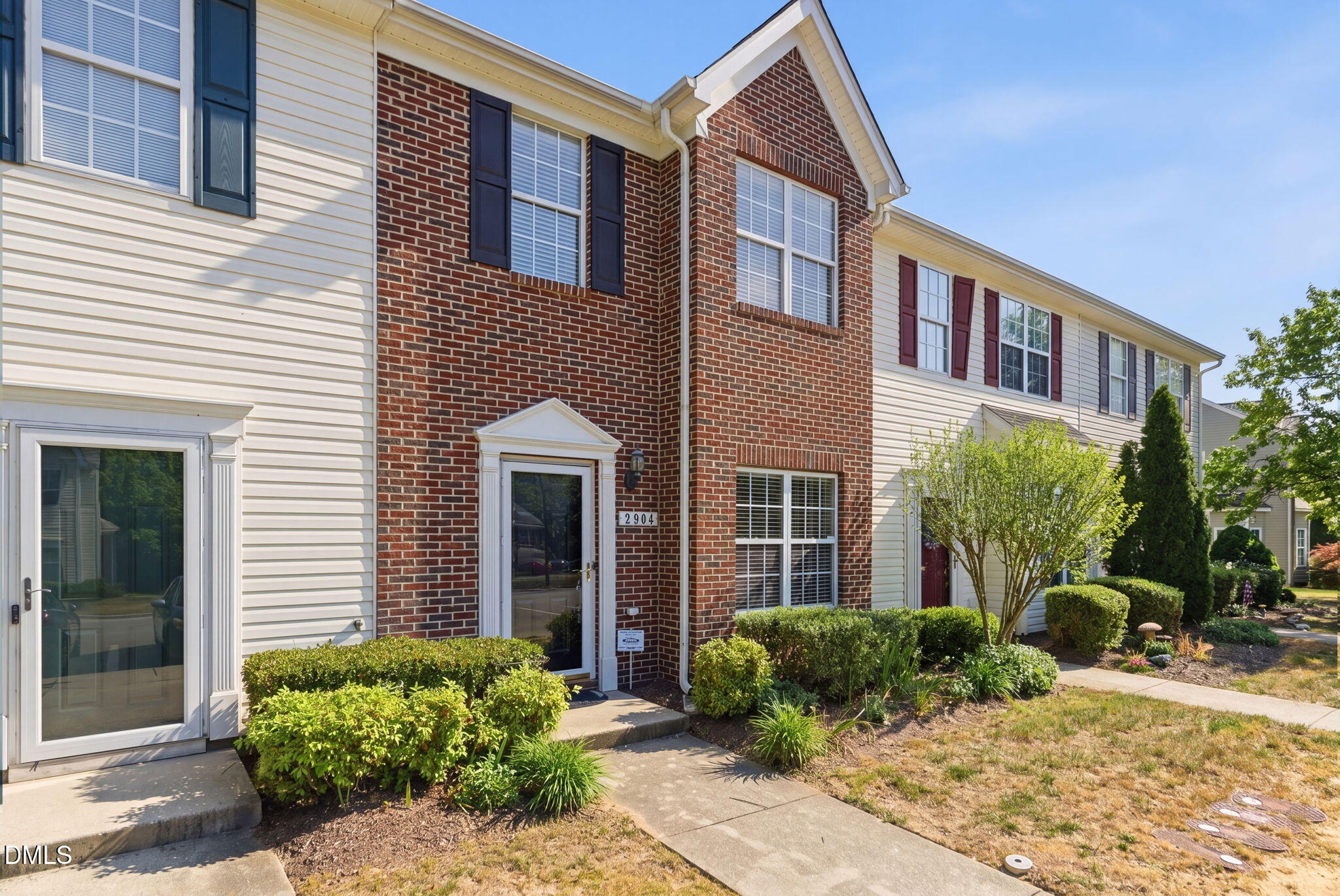 main property photo 41
