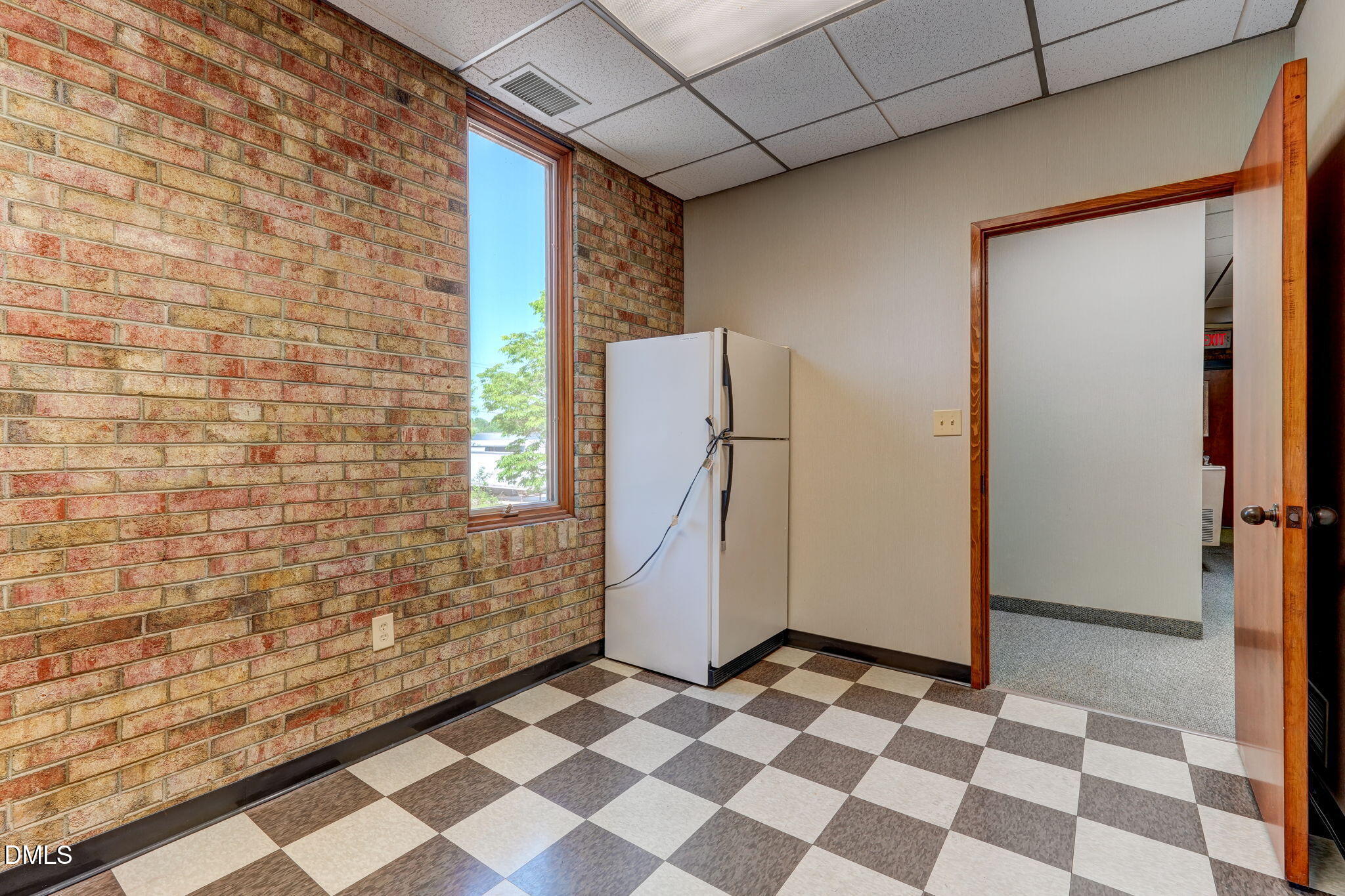 main property photo 53