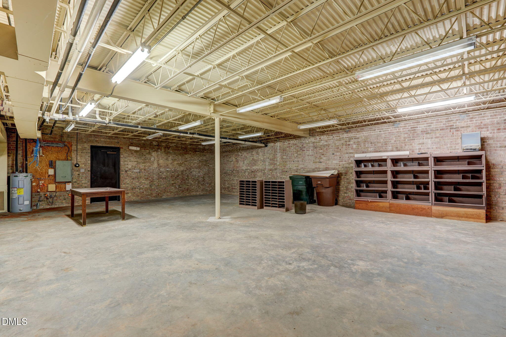 main property photo 60