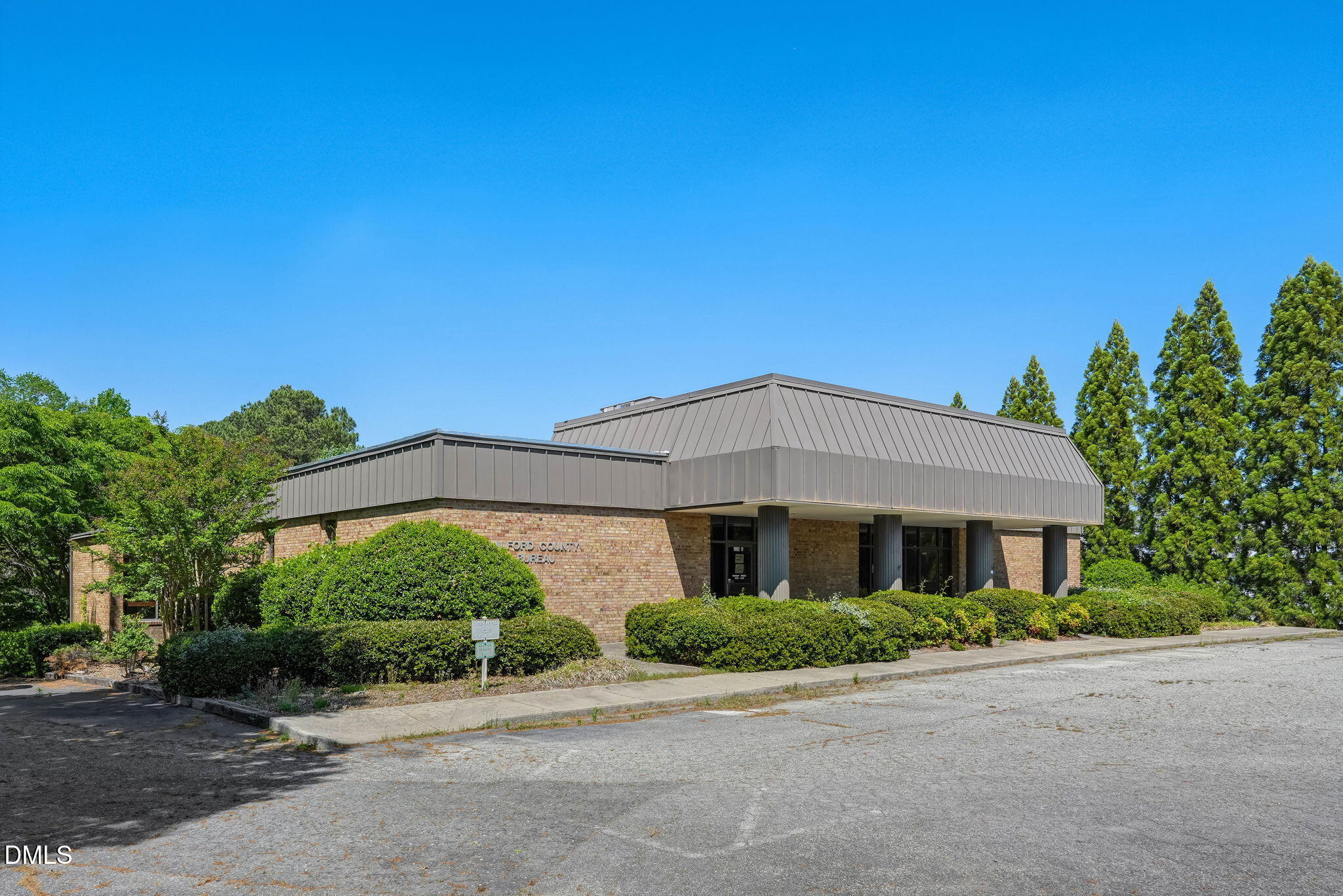 main property photo 64
