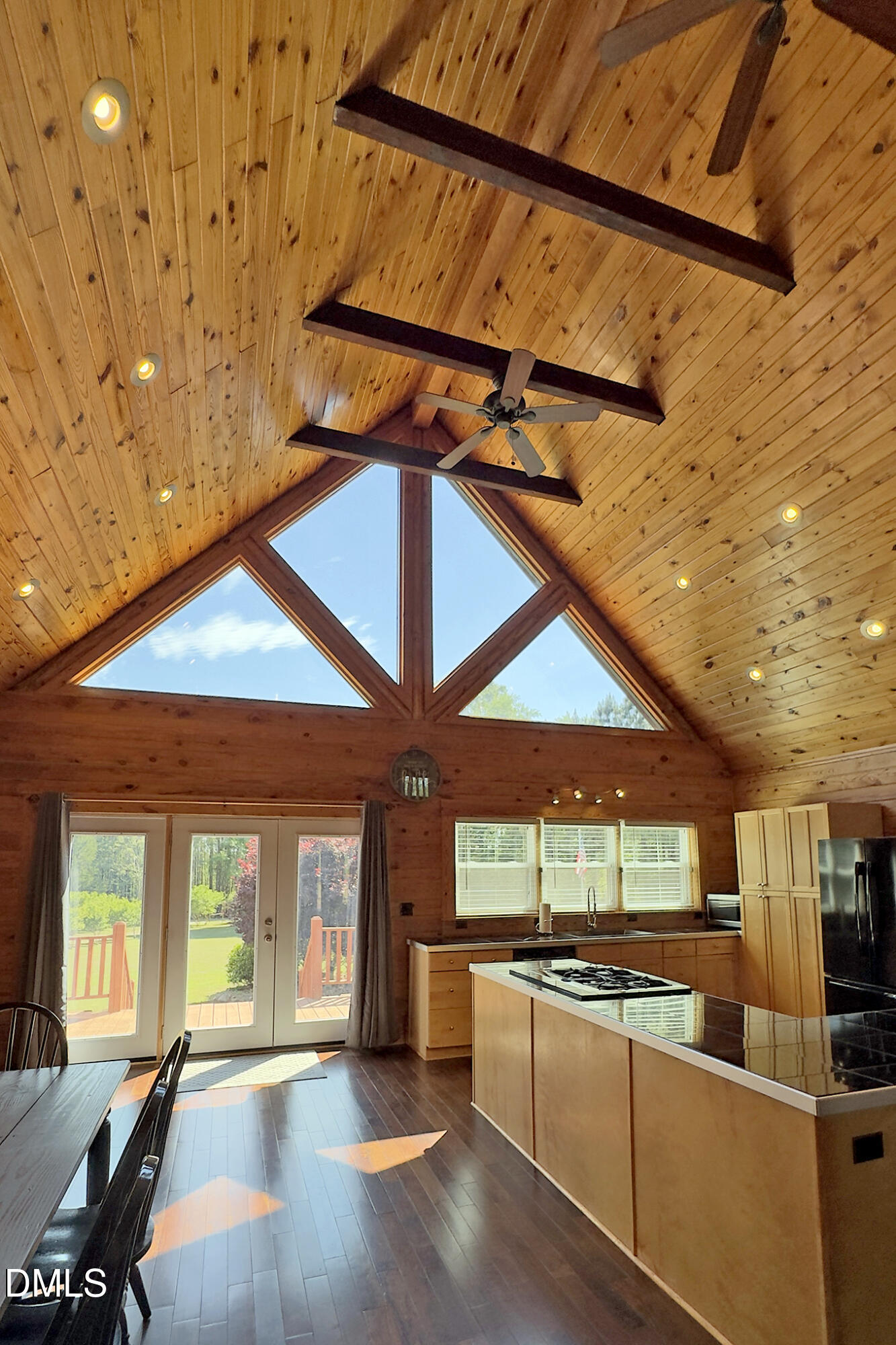 main property photo 49