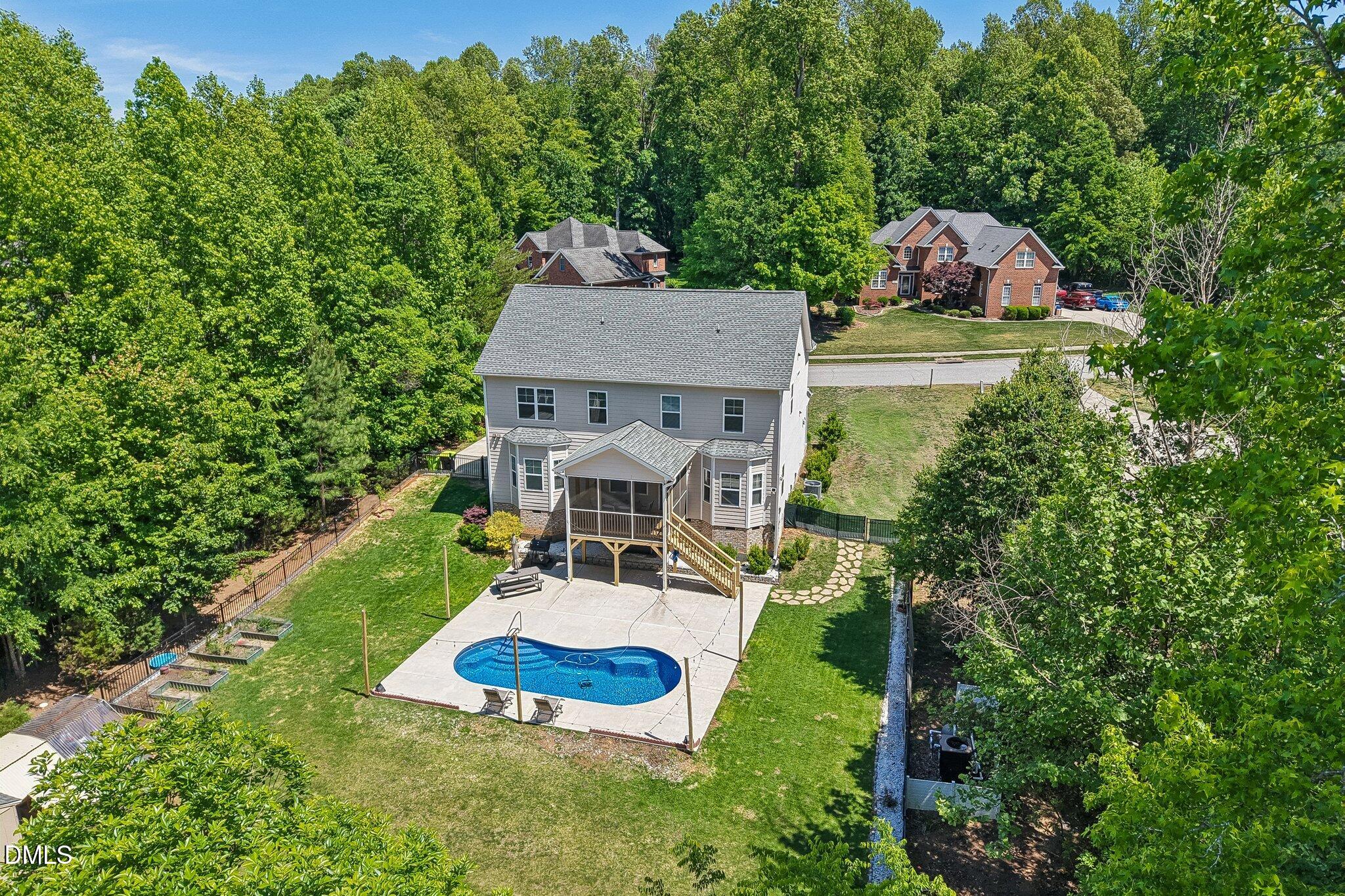 main property photo 74