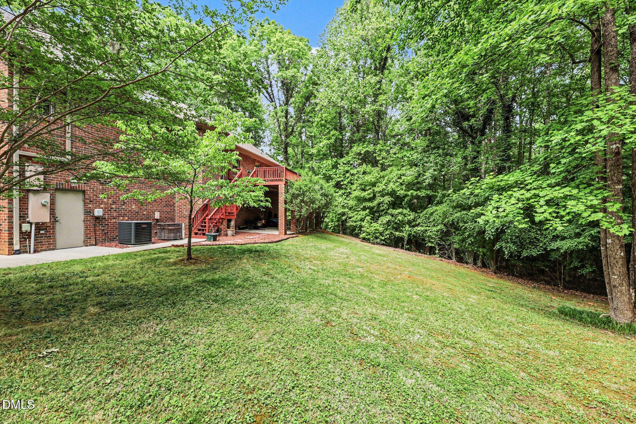 main property photo 32