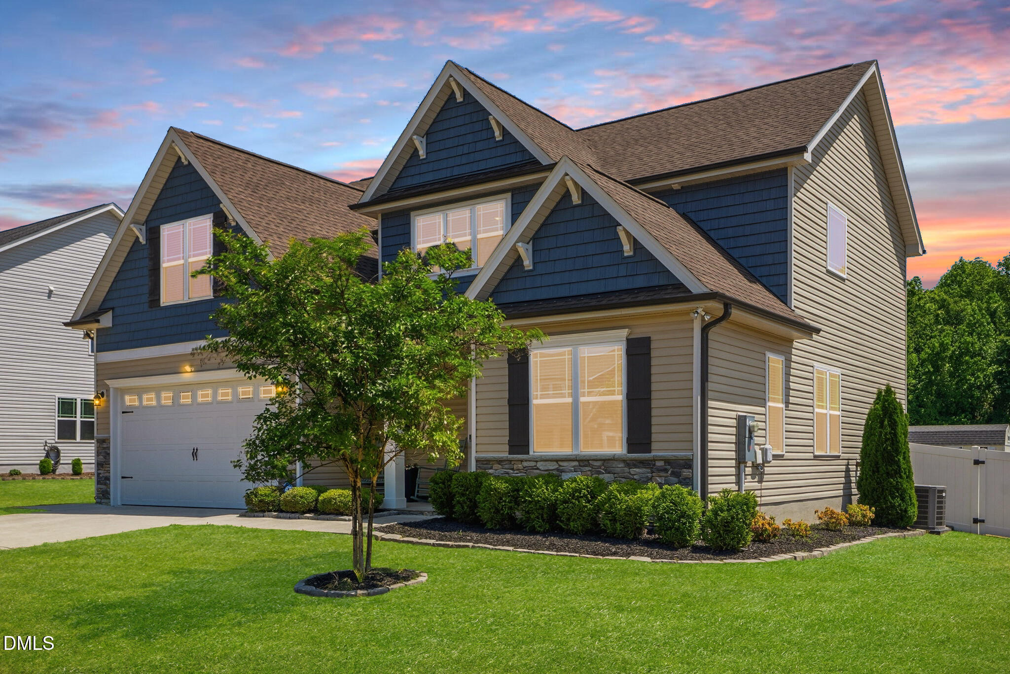 main property photo 44