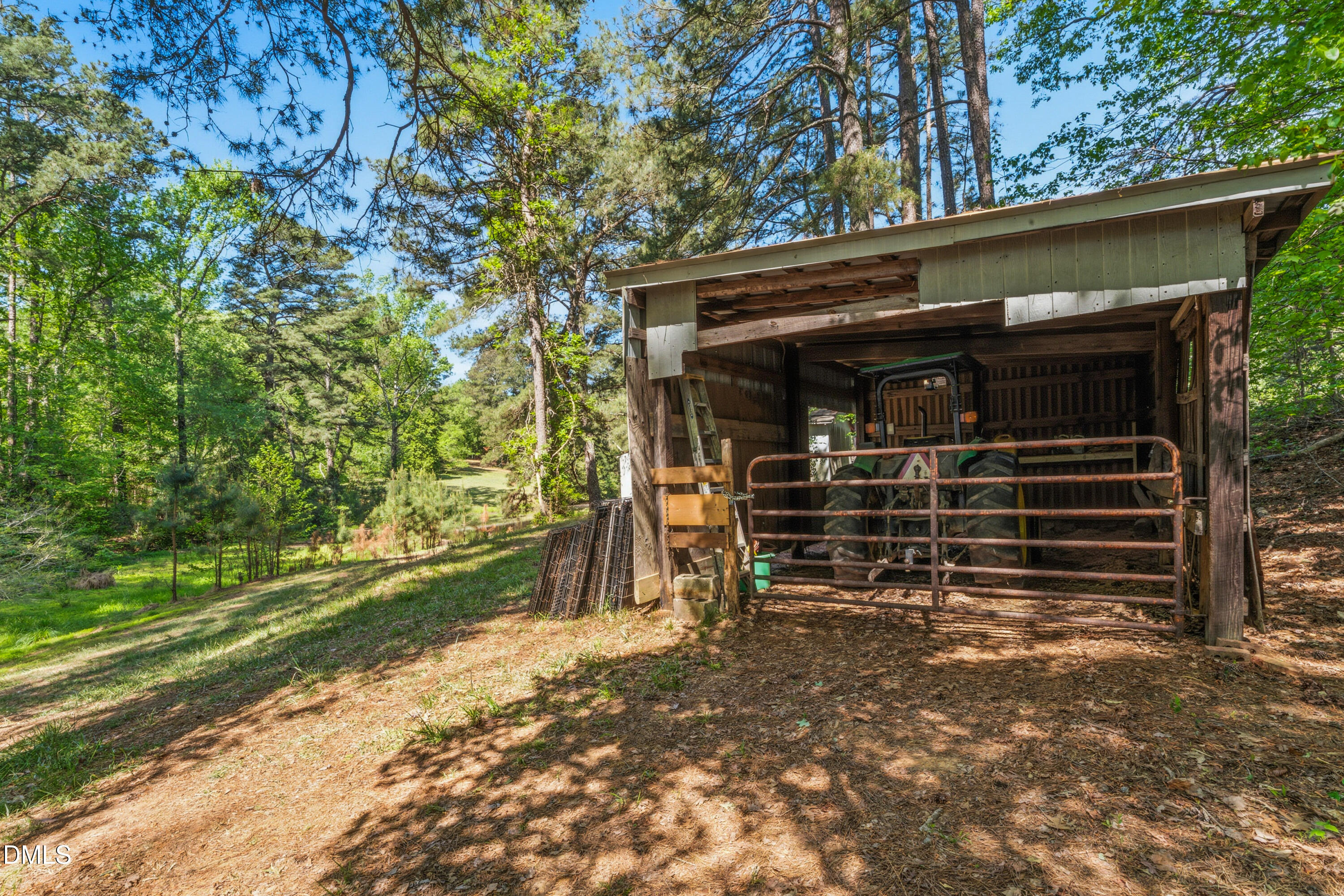main property photo 53