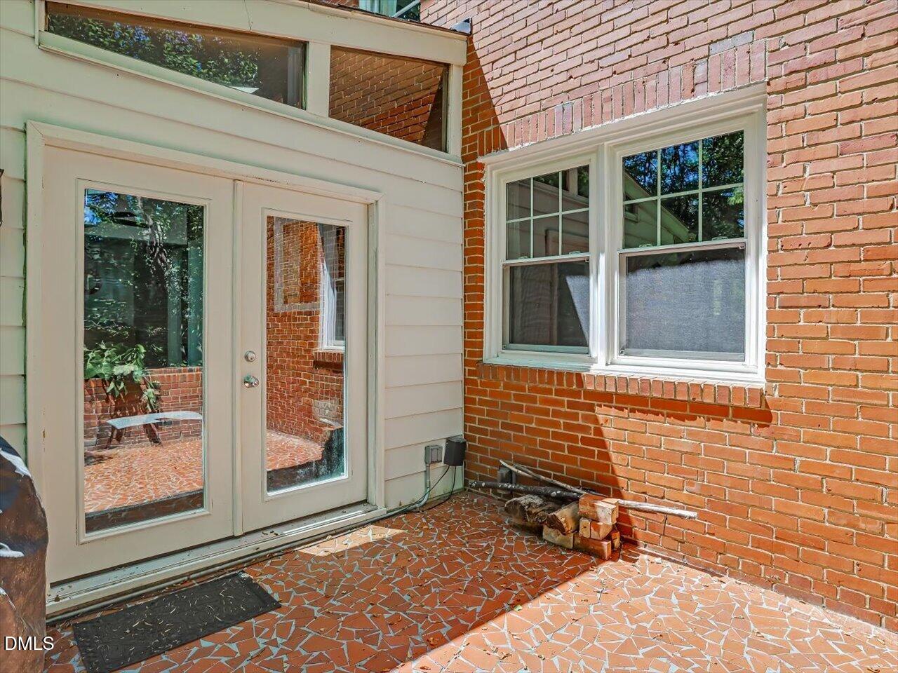 main property photo 44