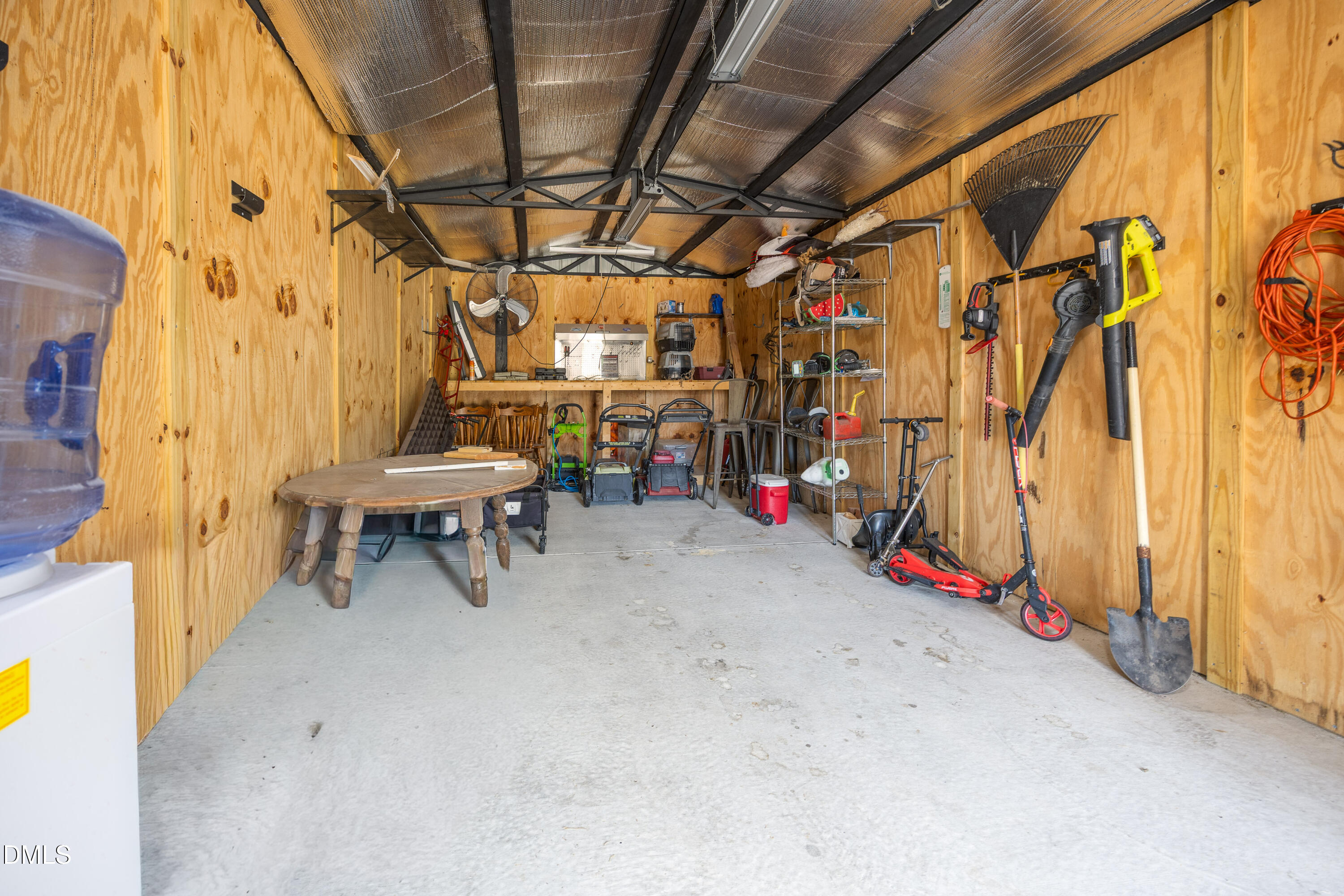 main property photo 36