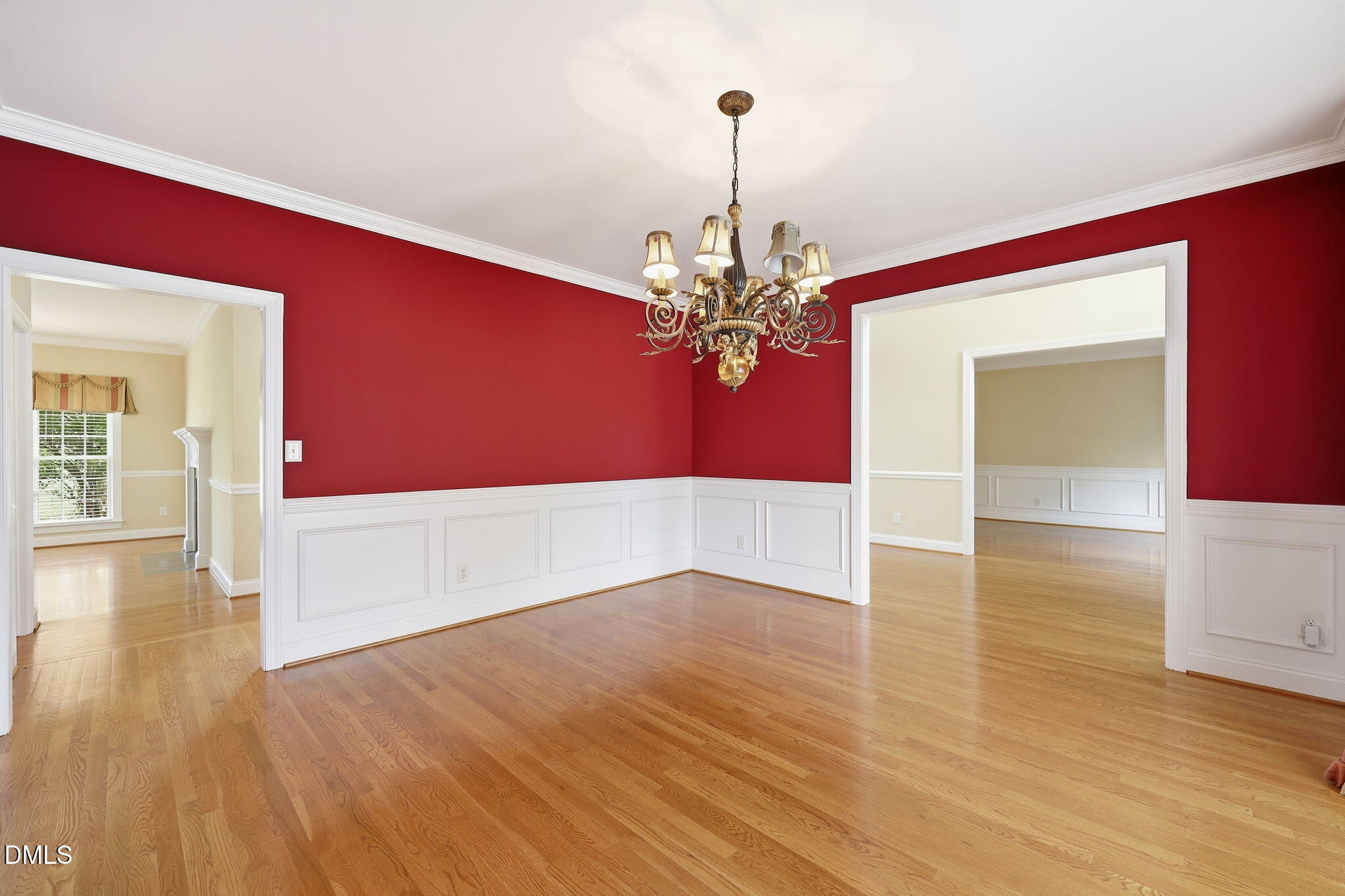 main property photo 13