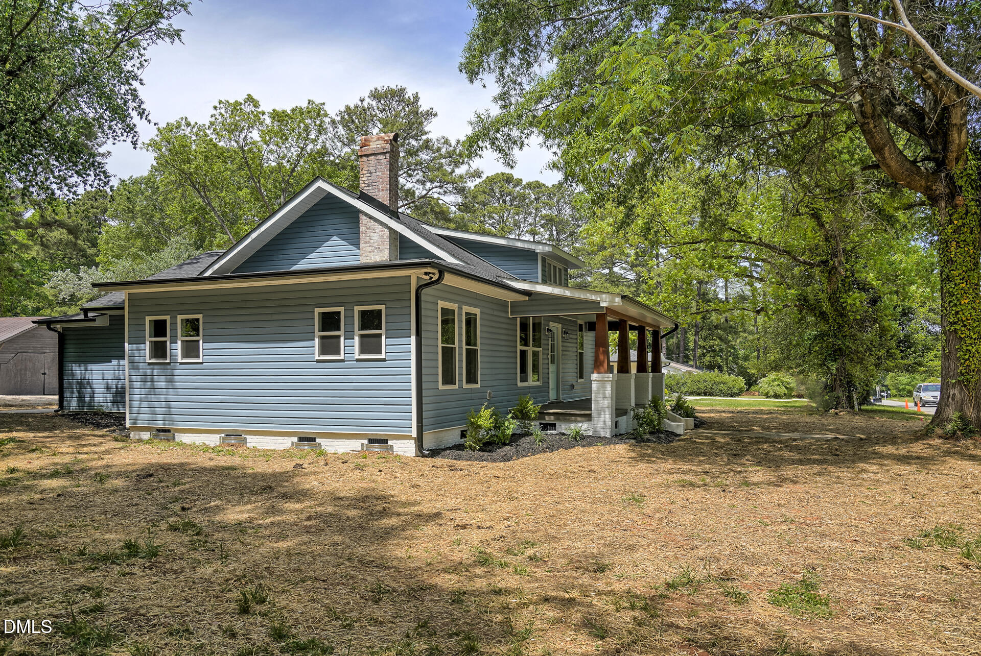 main property photo 38