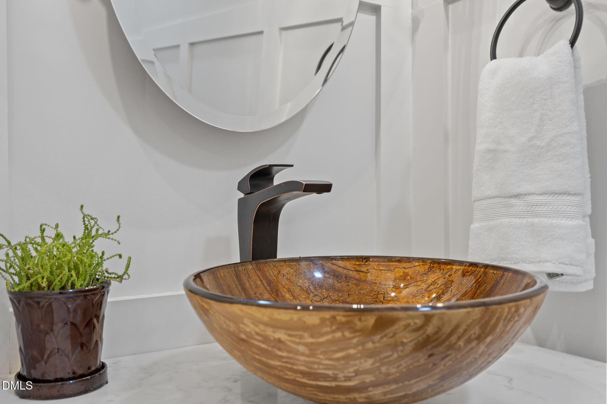 main property photo 60