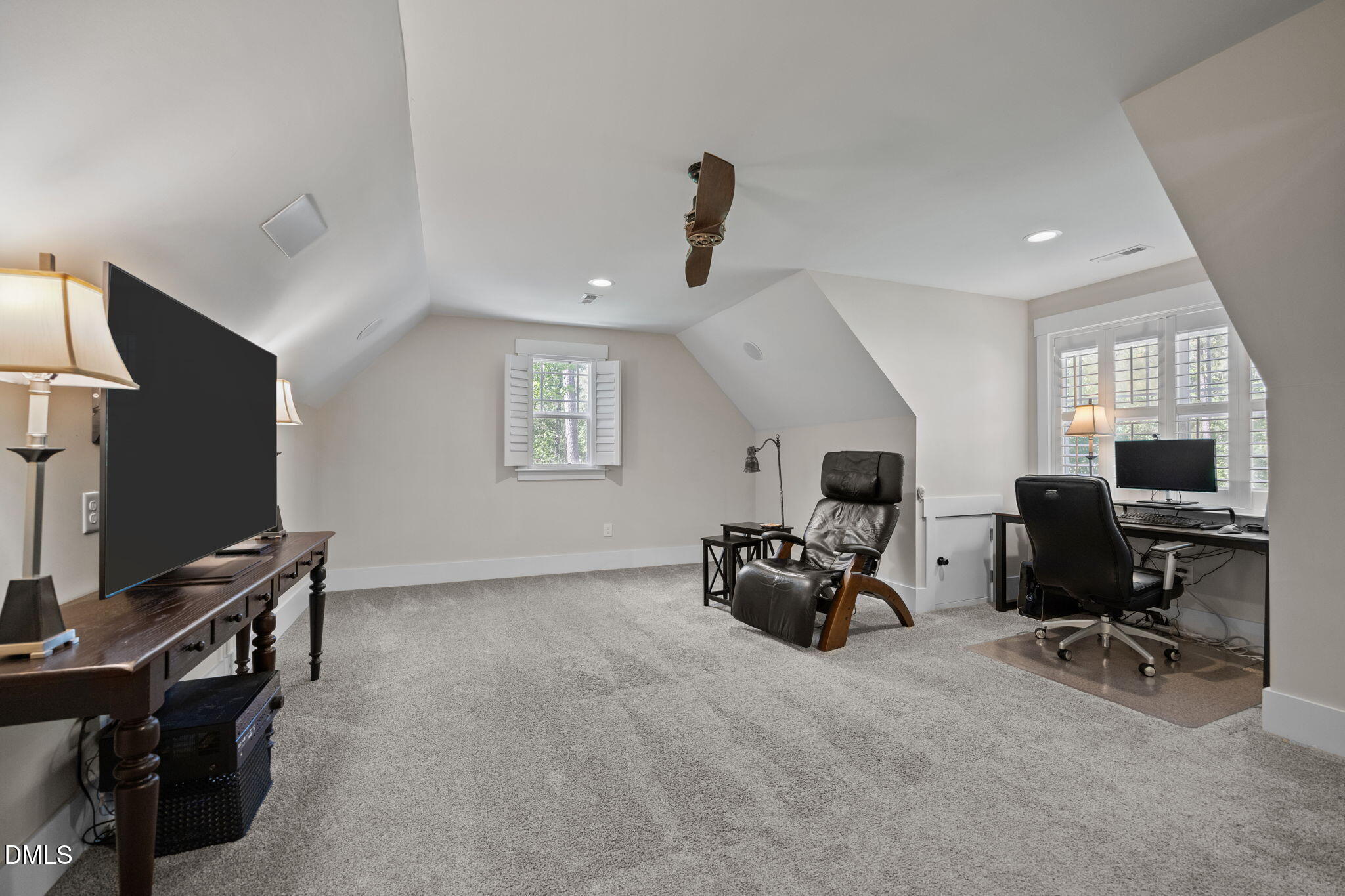 main property photo 66