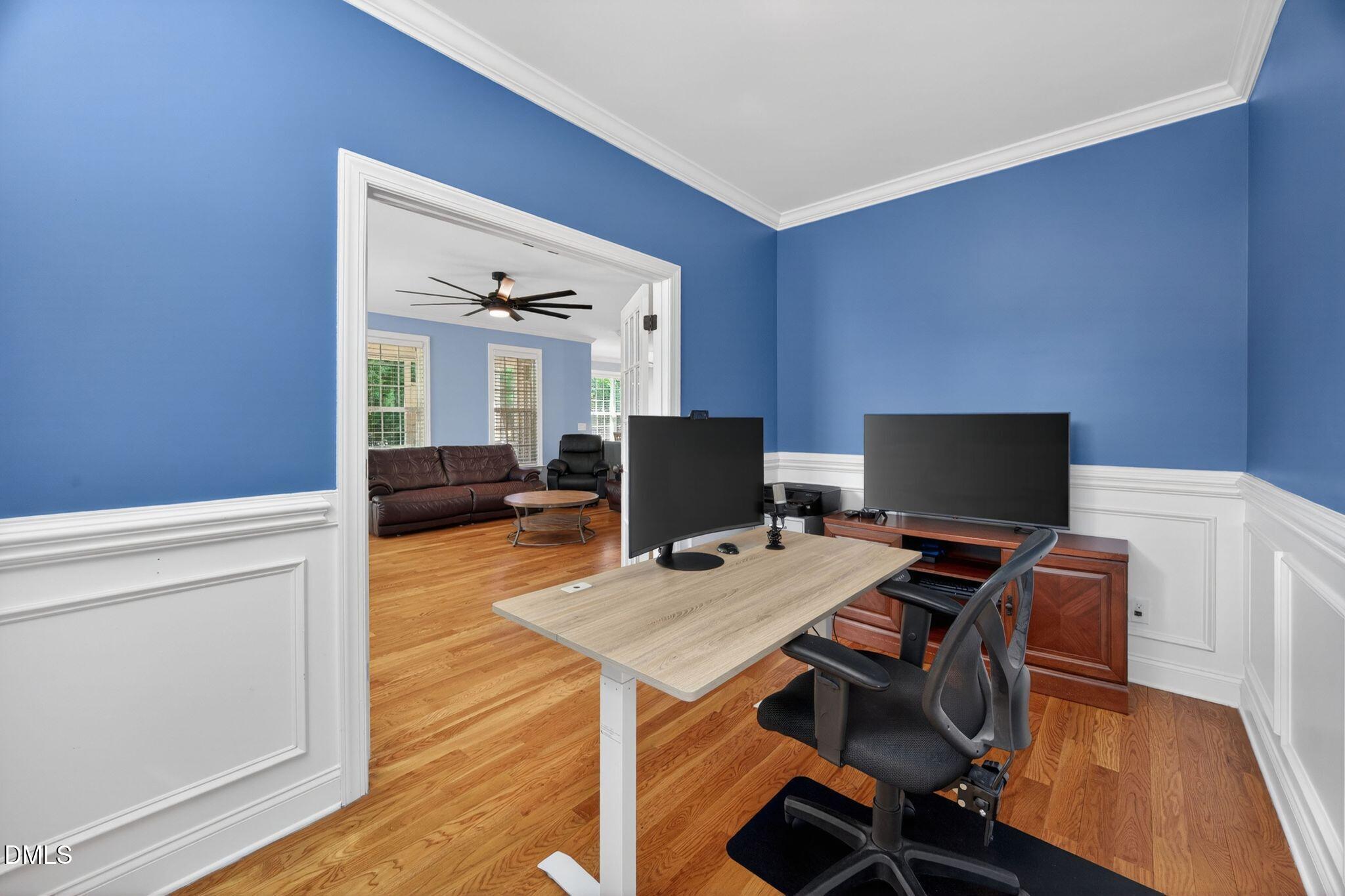 main property photo 11
