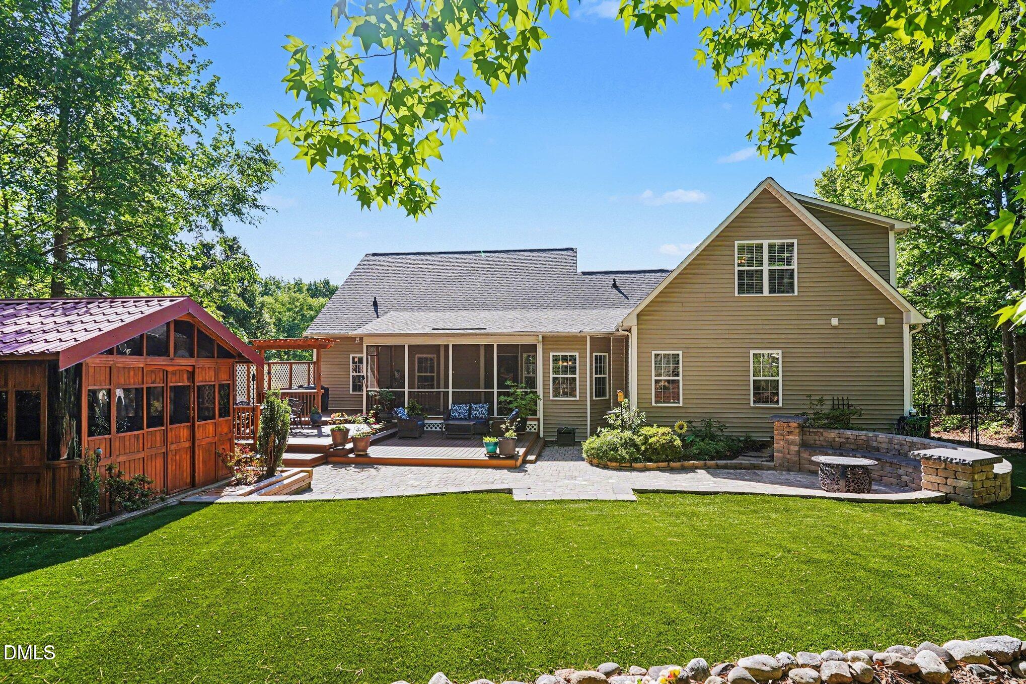 main property photo 21