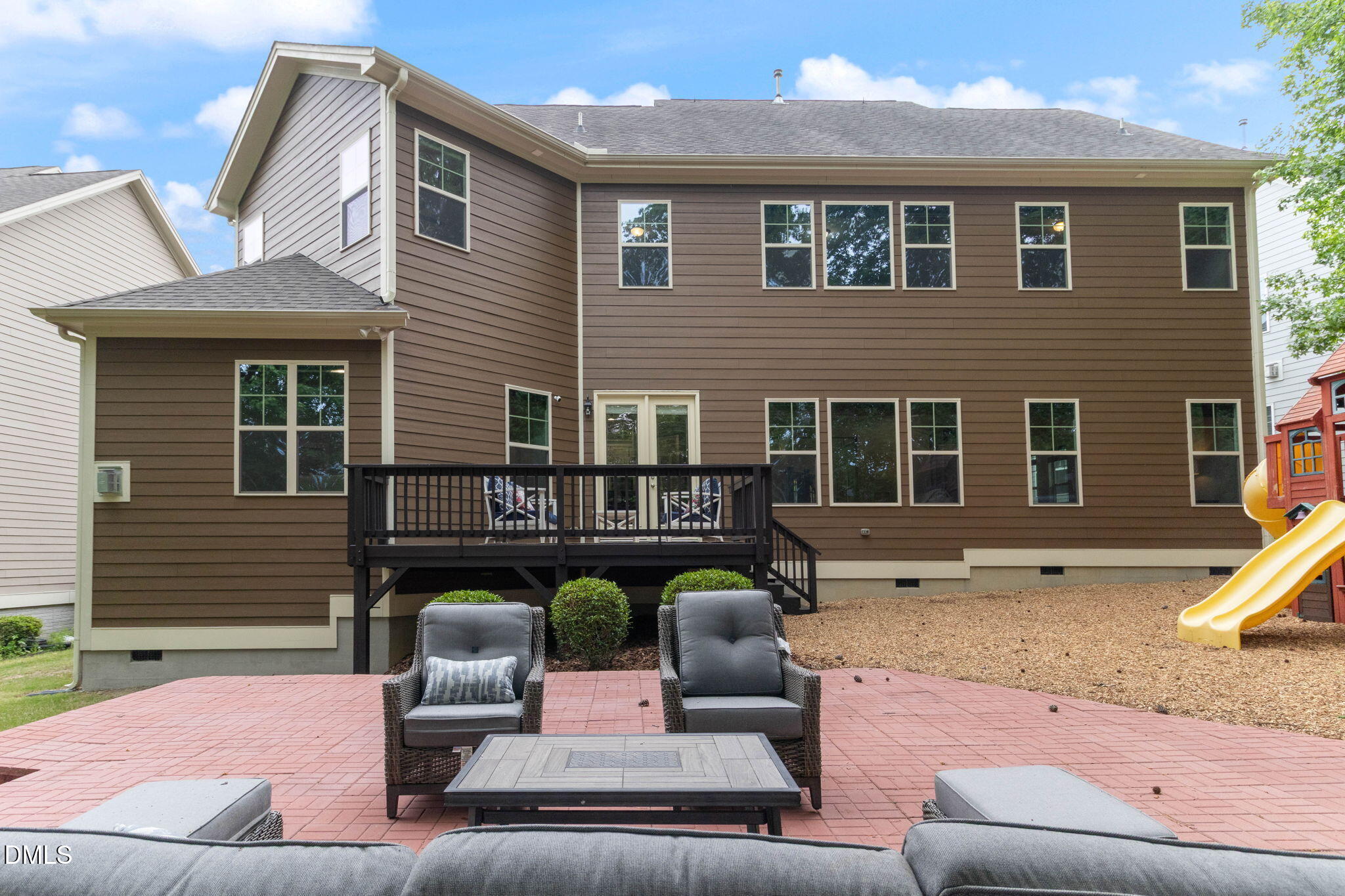 main property photo 74